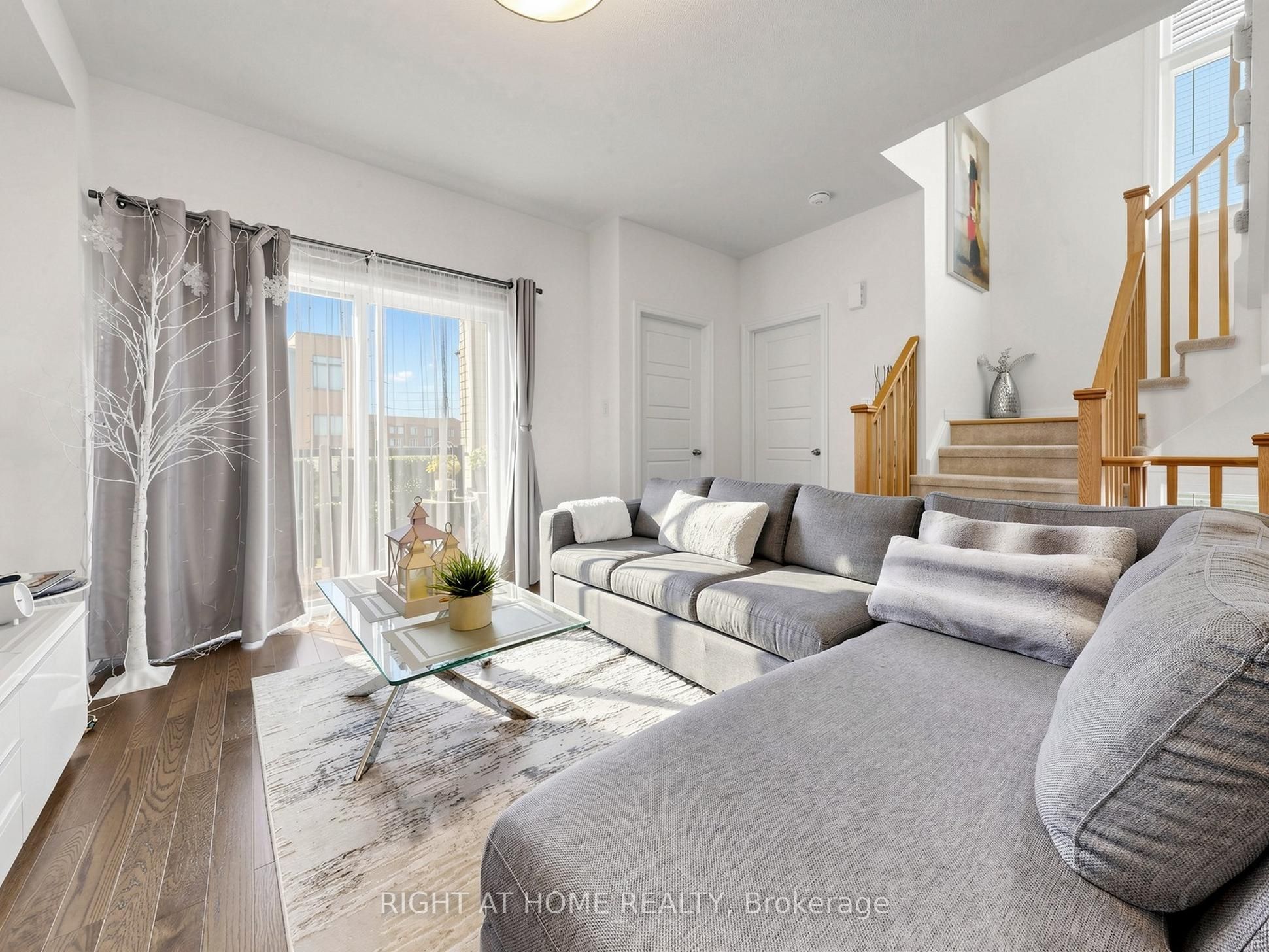 65 Allure Street, Newmarket, ON L3X 0L1 photo 5