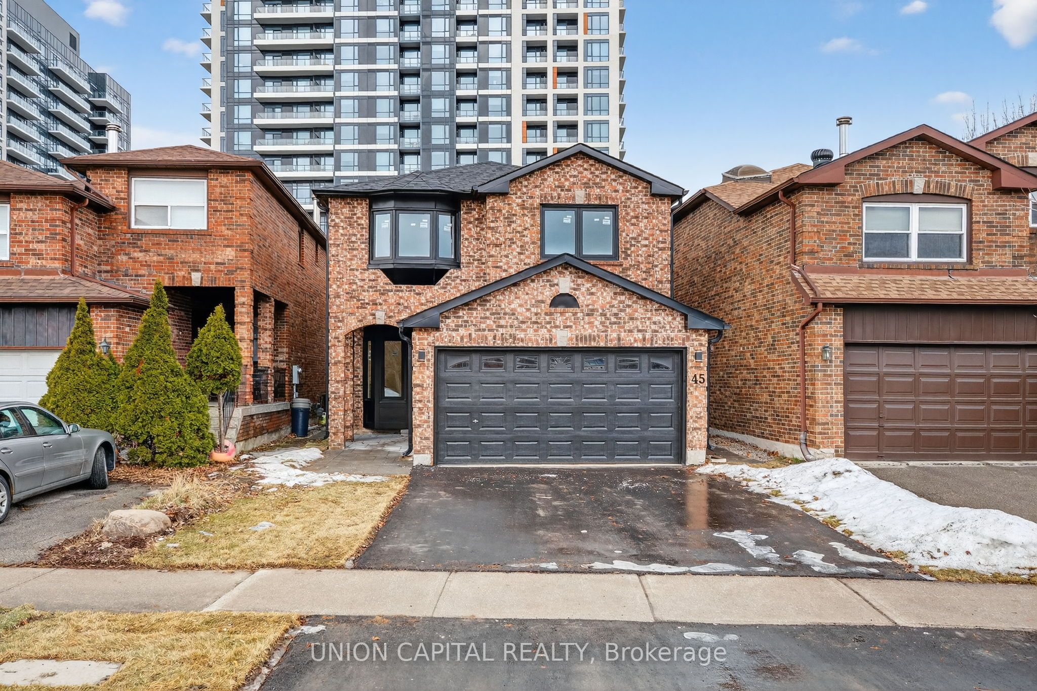 45 Chilmar Crescent, Vaughan, ON L4J 6Y5