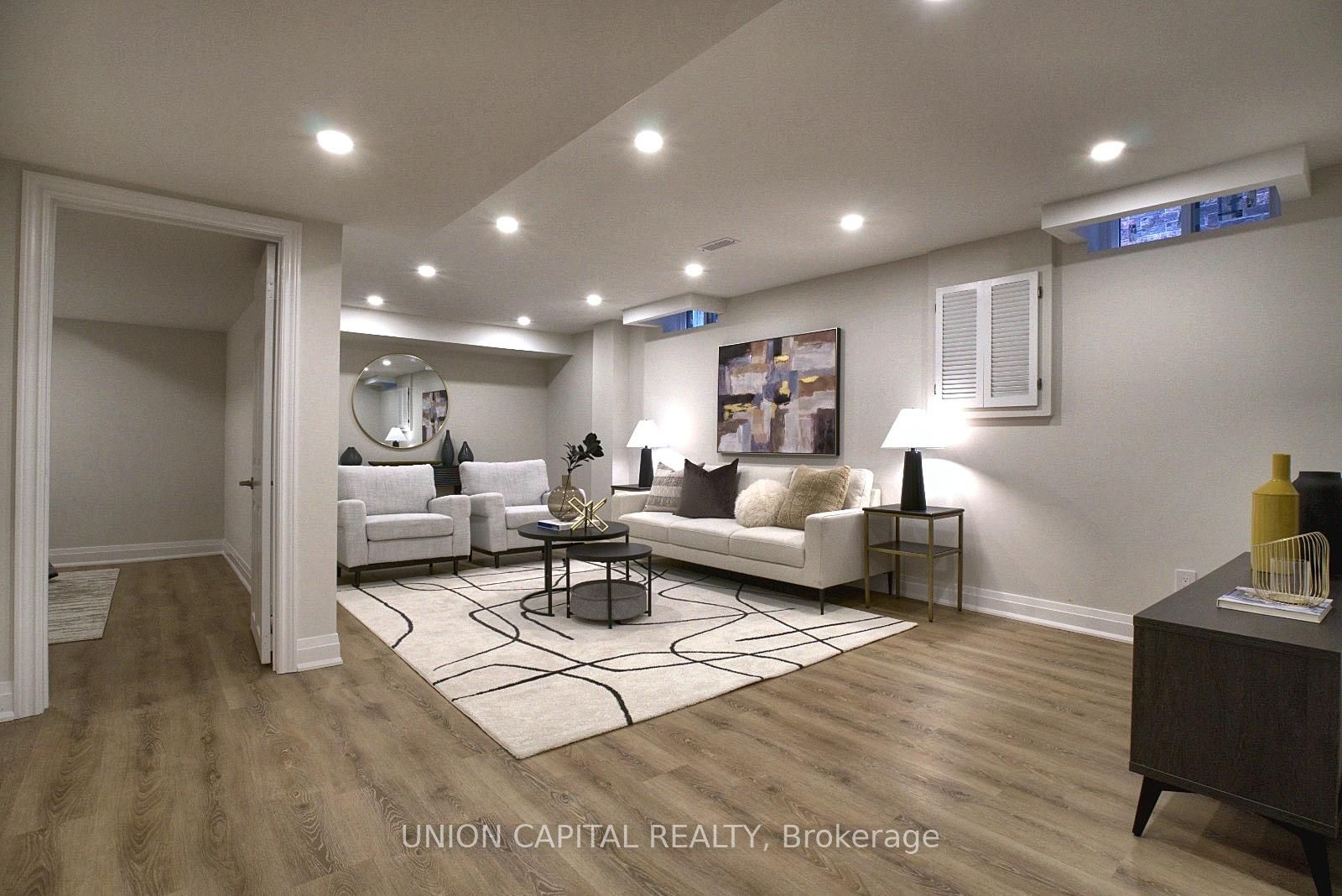 45 Chilmar Crescent, Vaughan, ON L4J 6Y5 photo 3