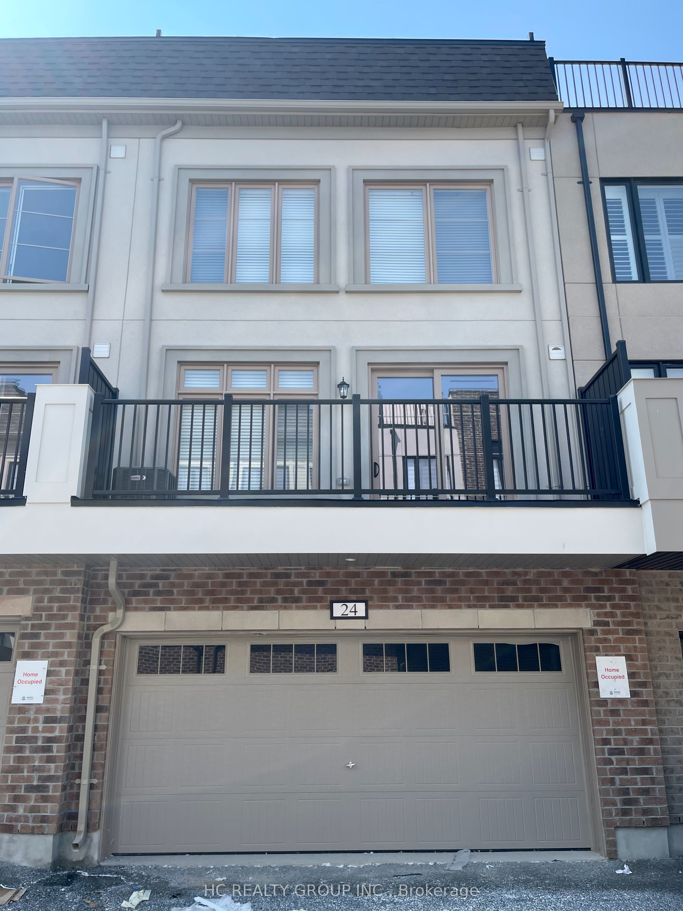 24 Guardhouse Crescent, Markham, ON L6C 3J8 photo 2