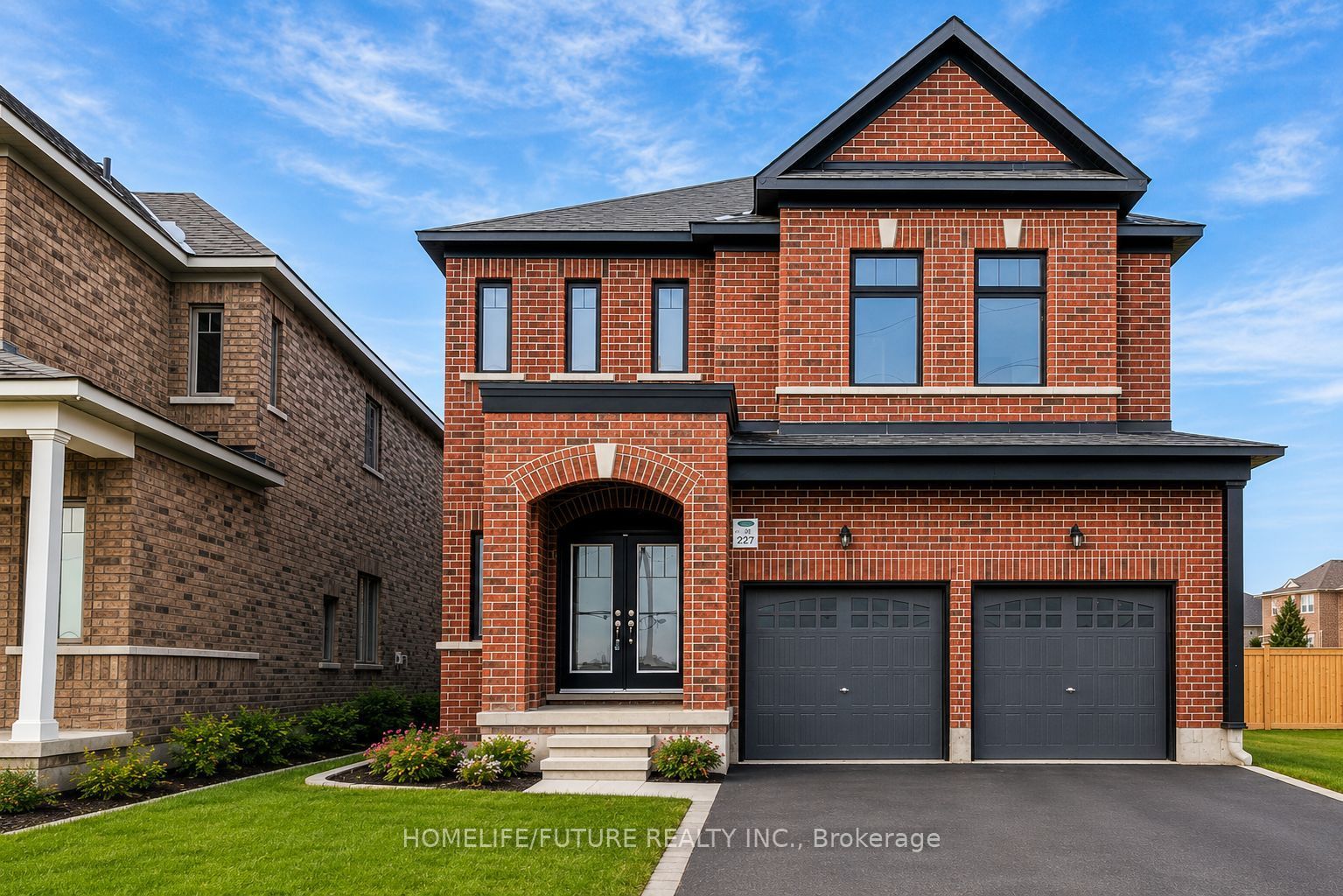 227 Heritage Street, Bradford West Gwillimbury, ON L3Z 4M6 photo 3