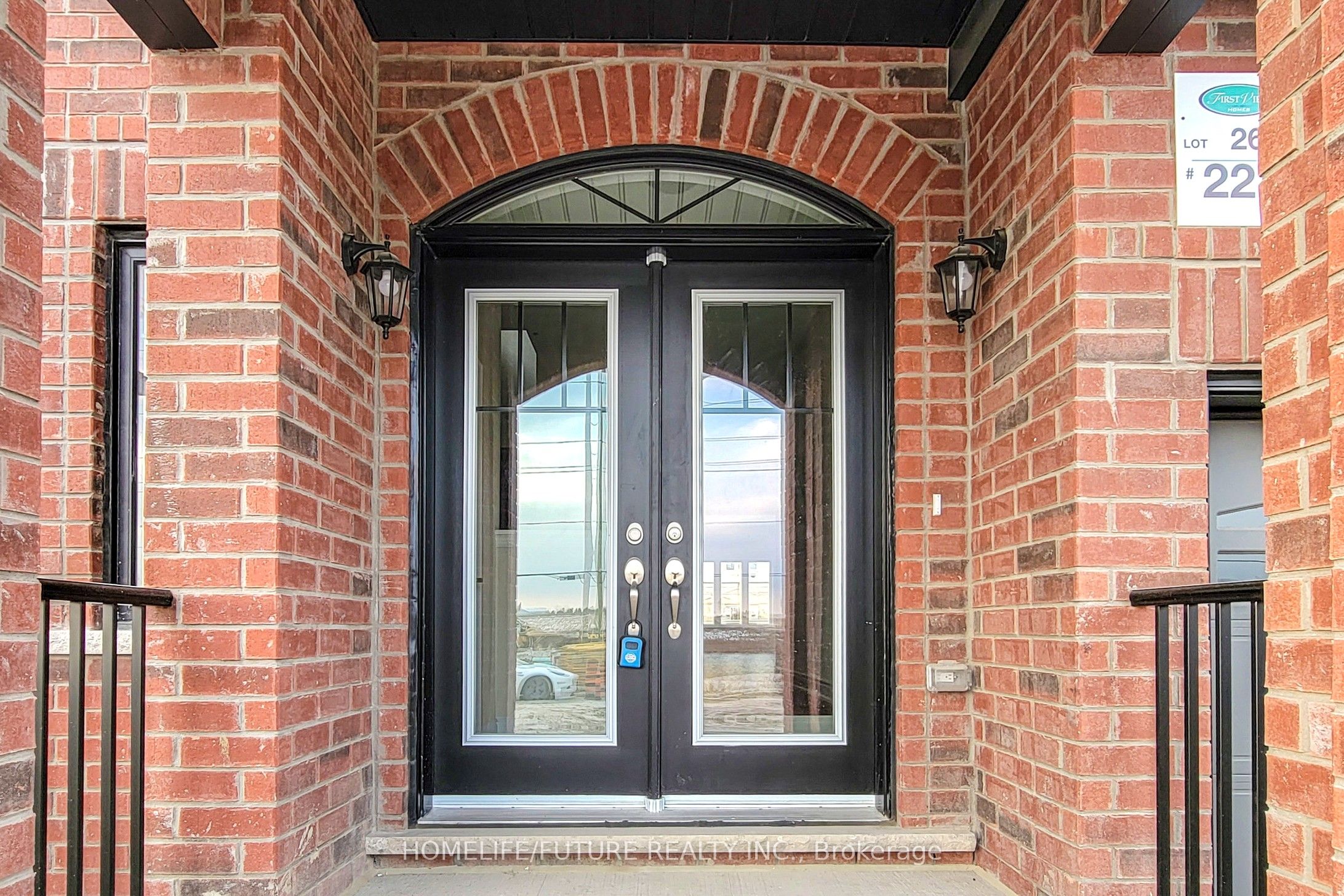 227 Heritage Street, Bradford West Gwillimbury, ON L3Z 4M6 photo 4