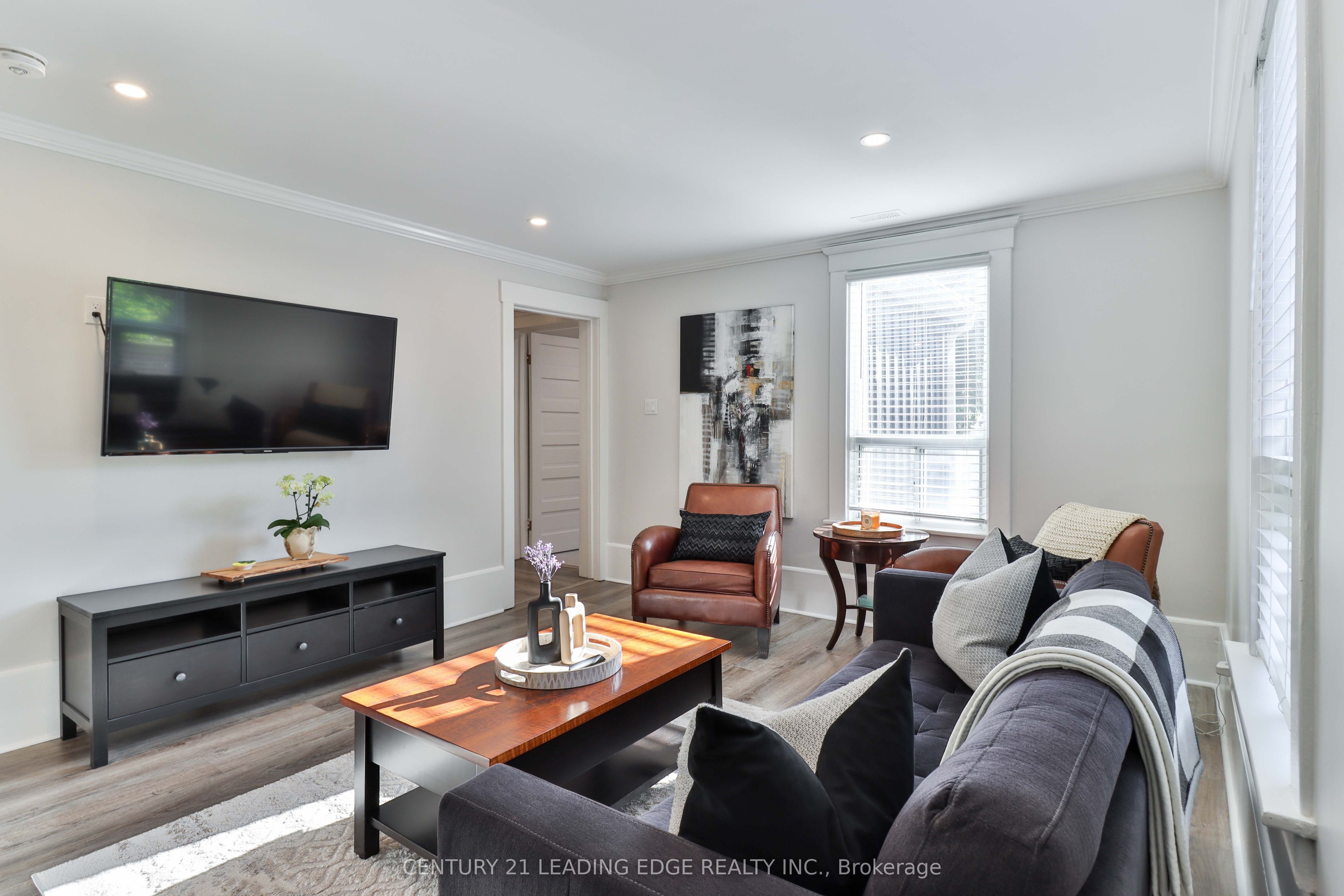 487 Eagle Street A, Newmarket, ON L3Y 1K7 photo 4