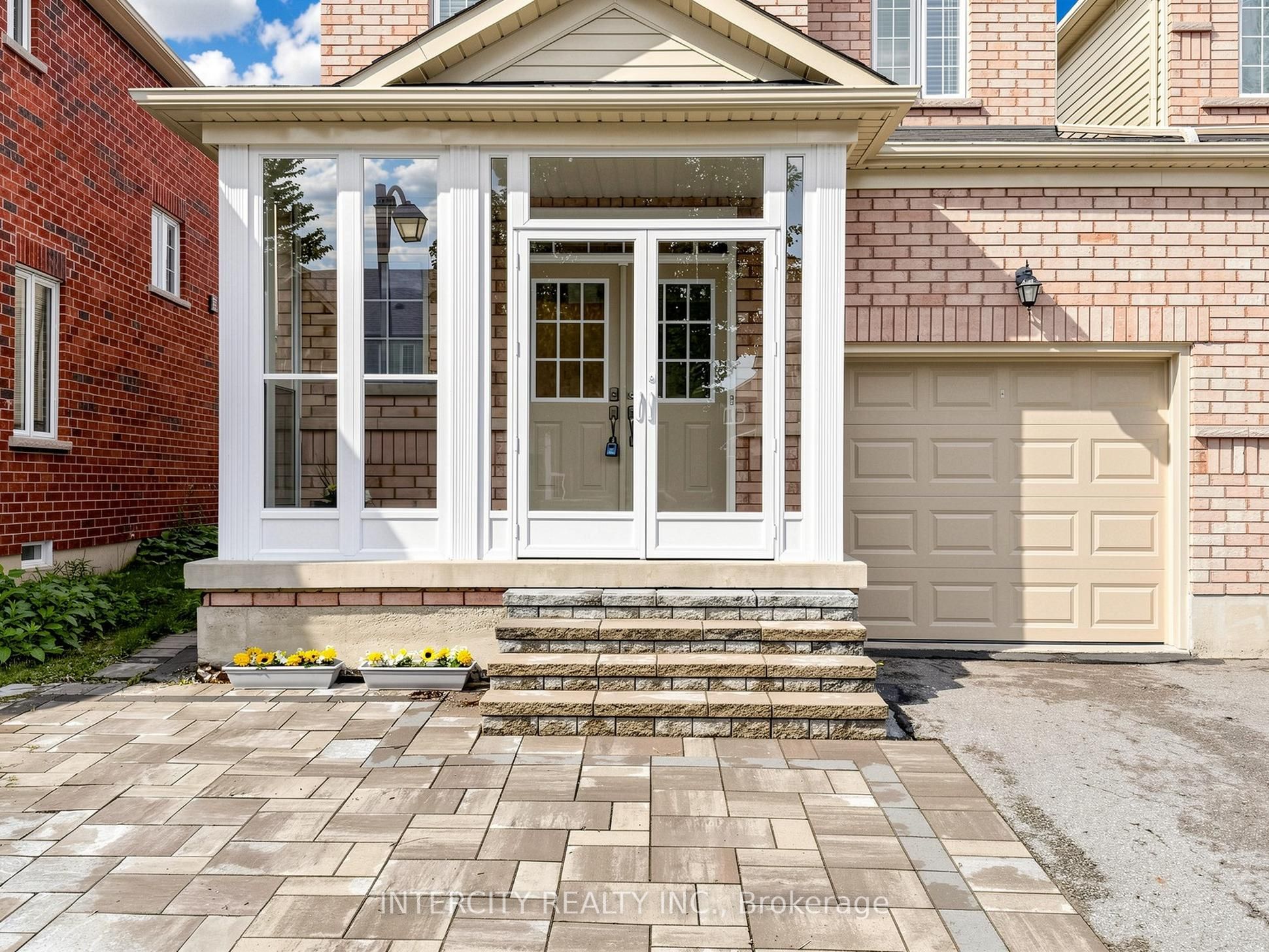 11 Charles Sturdy Road, Markham, ON L6C 3A8 photo 4