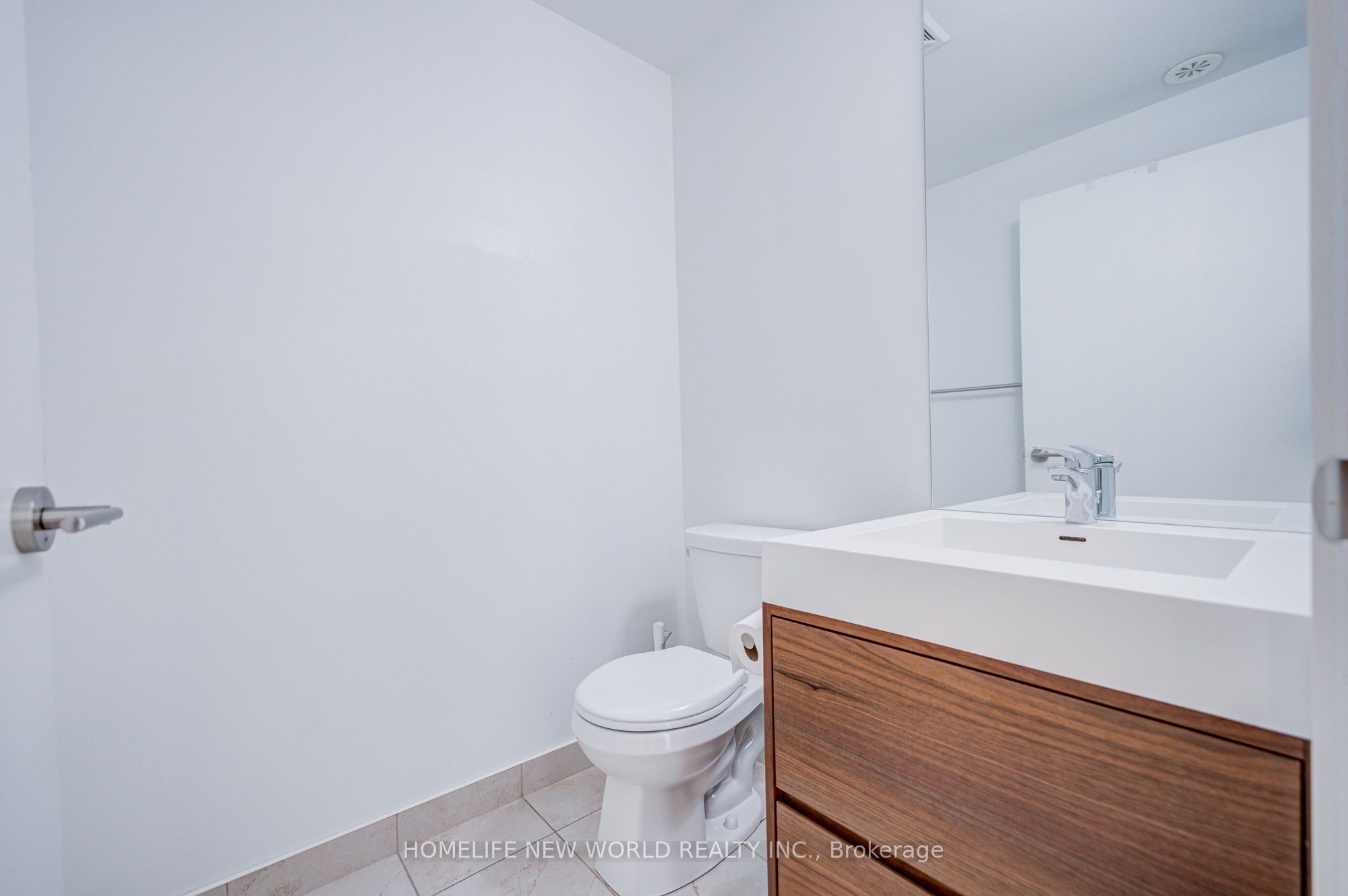 1709 Bur Oak Avenue 205, Markham, ON L6E 0V7 photo 5