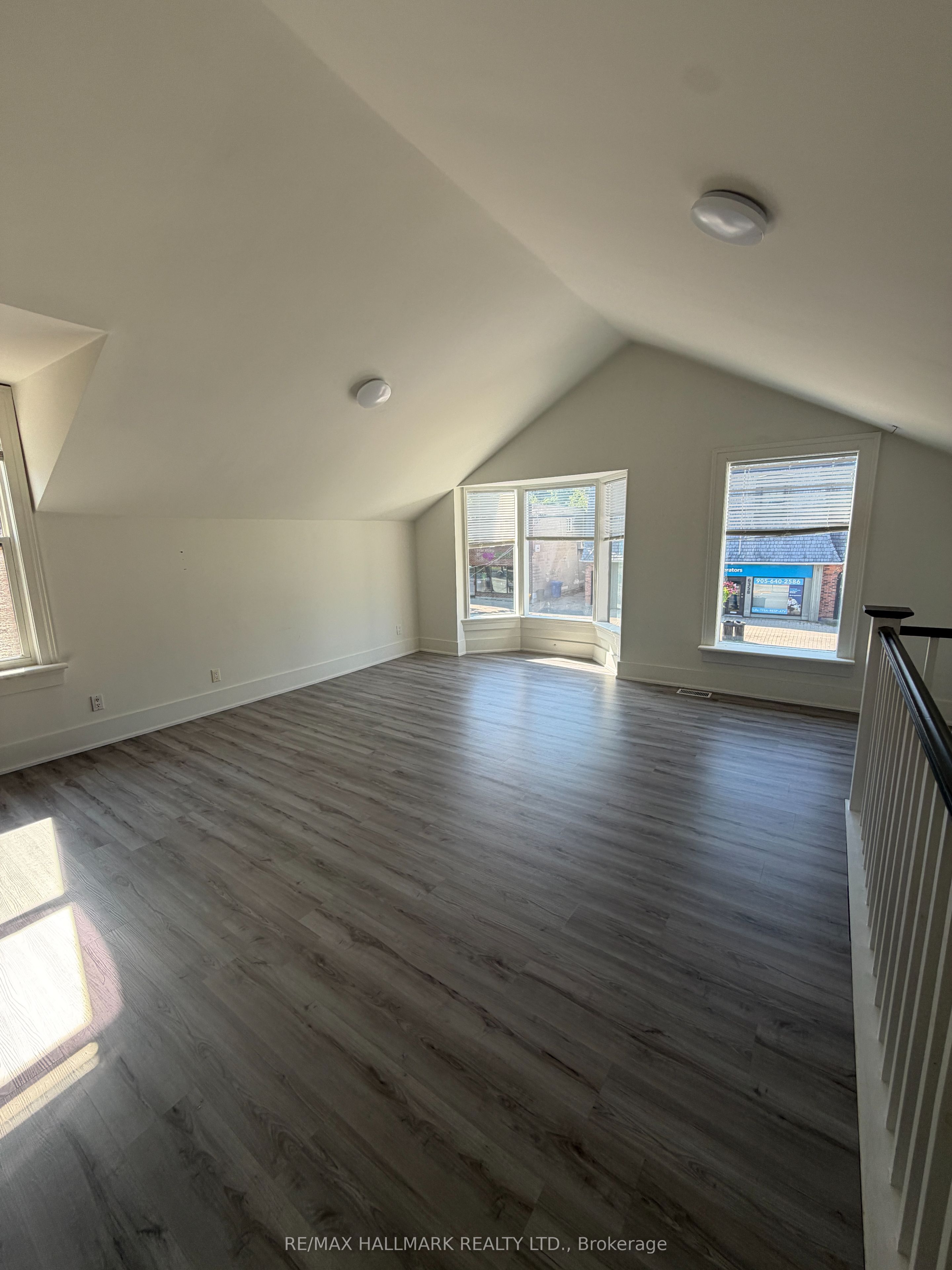 6395 Main Street, Whitchurch-Stouffville, ON L4A 1G4 photo 5