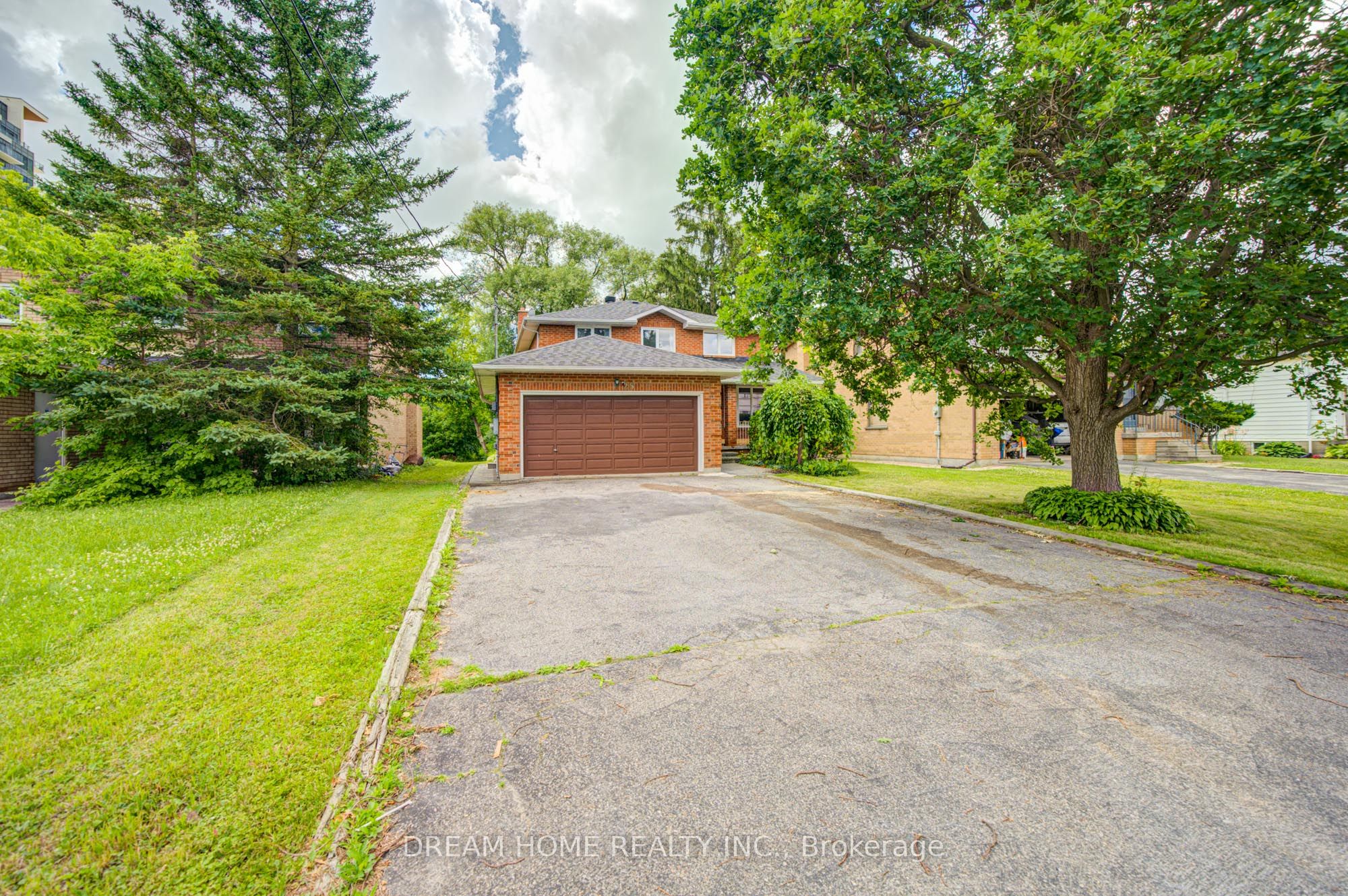 25 Yongehurst Road, Richmond Hill, ON L4C 3T3 photo 5
