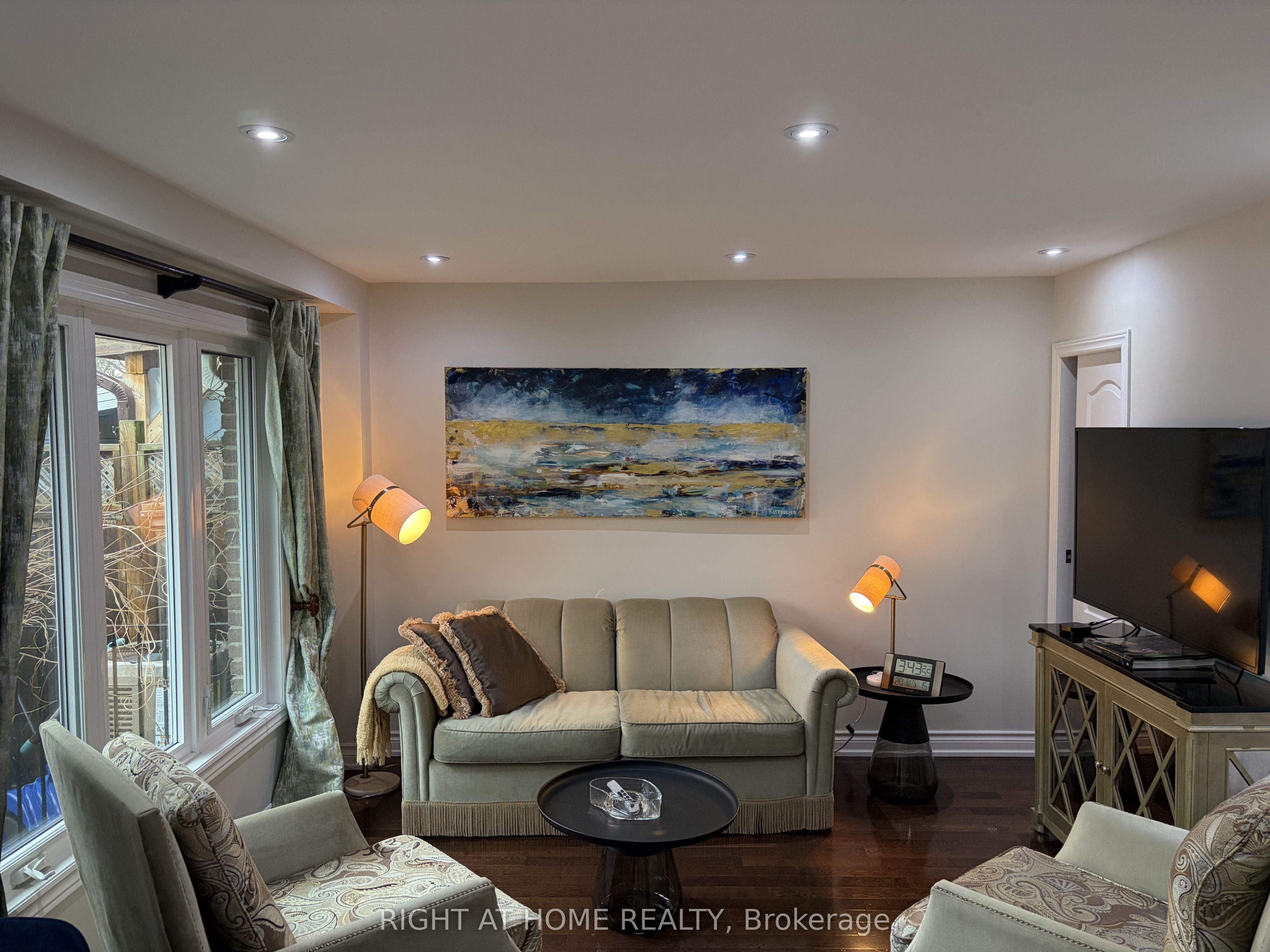 56 Penwick Crescent, Richmond Hill, ON L4C 5B4 photo 5