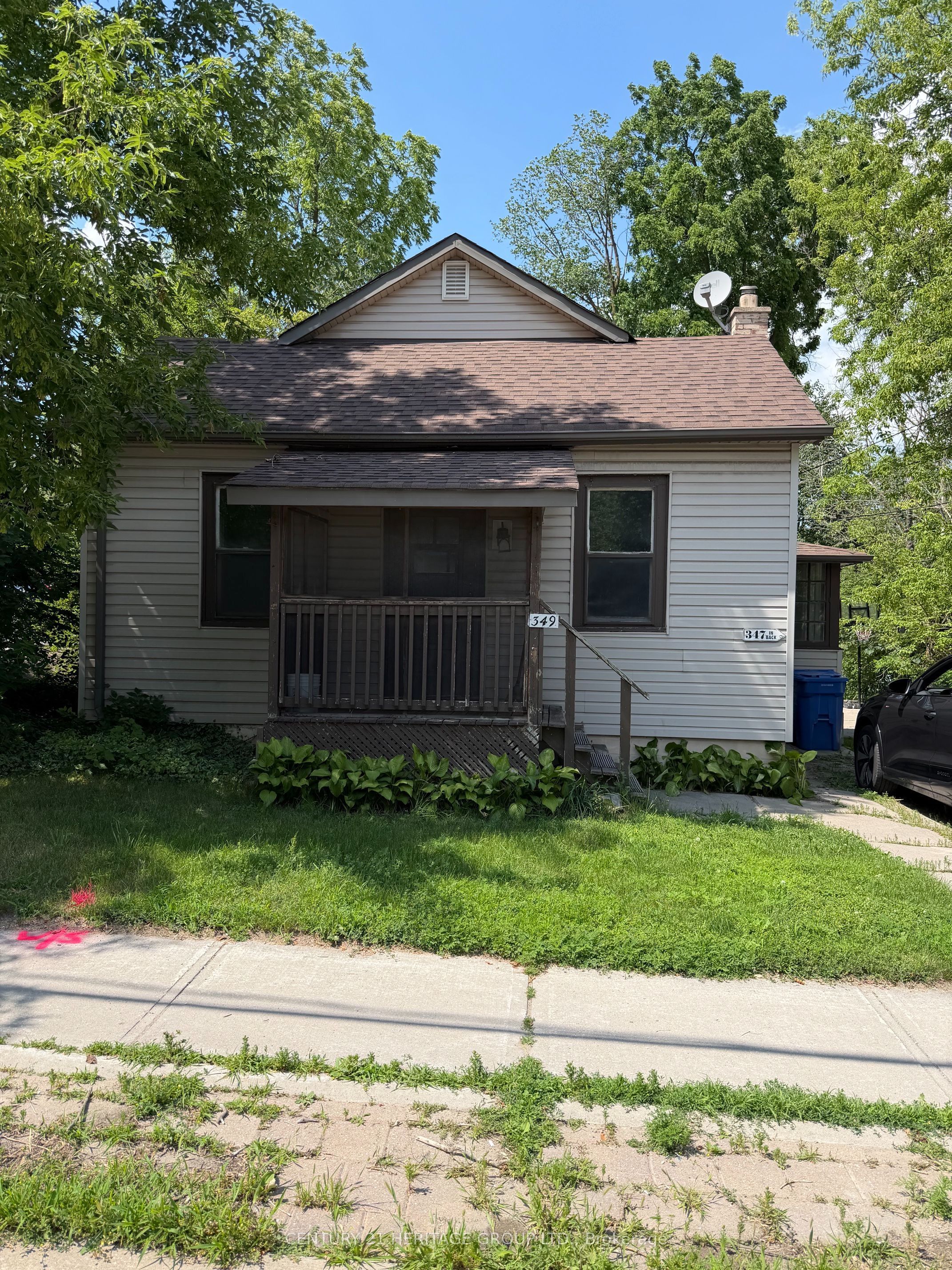 349 Eagle Street, Newmarket, ON L3Y 1K5