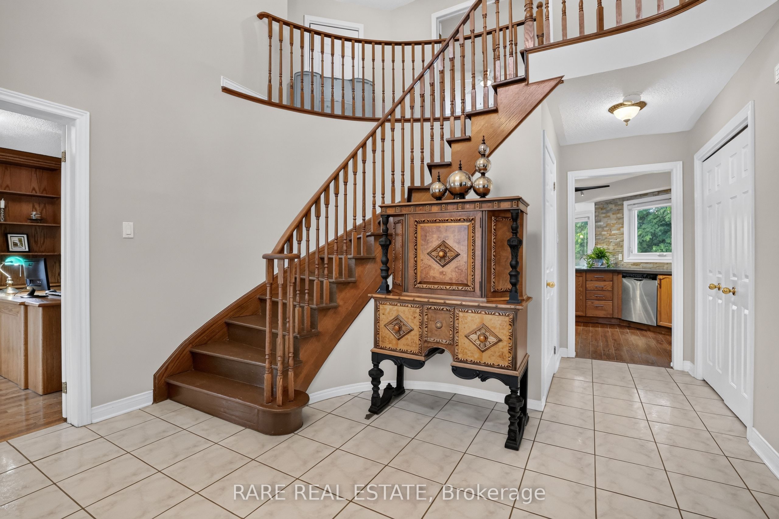 34 Pineview Trail, Essa, ON L0M 1T0 photo 5