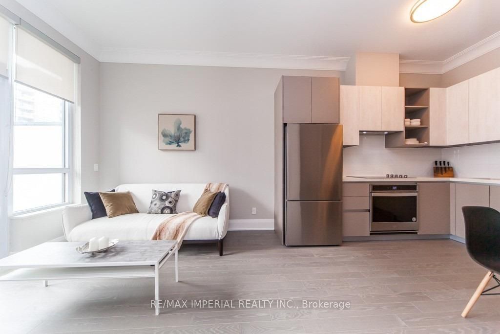 398 Highway 7 E 107, Richmond Hill, ON L4B 1A7 photo 5