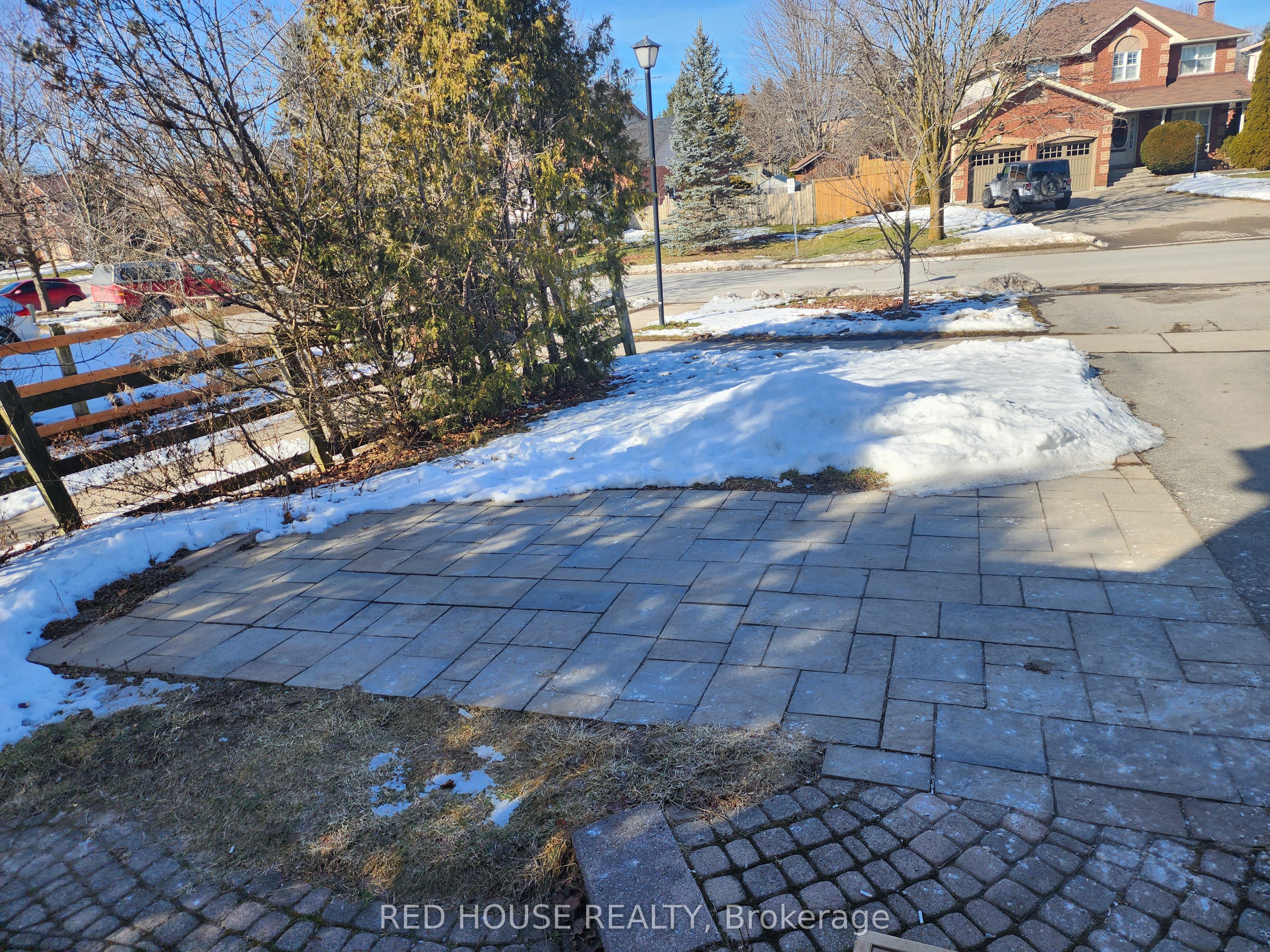 21B South Balsam Street, Uxbridge, ON L9P 1V2 photo 3