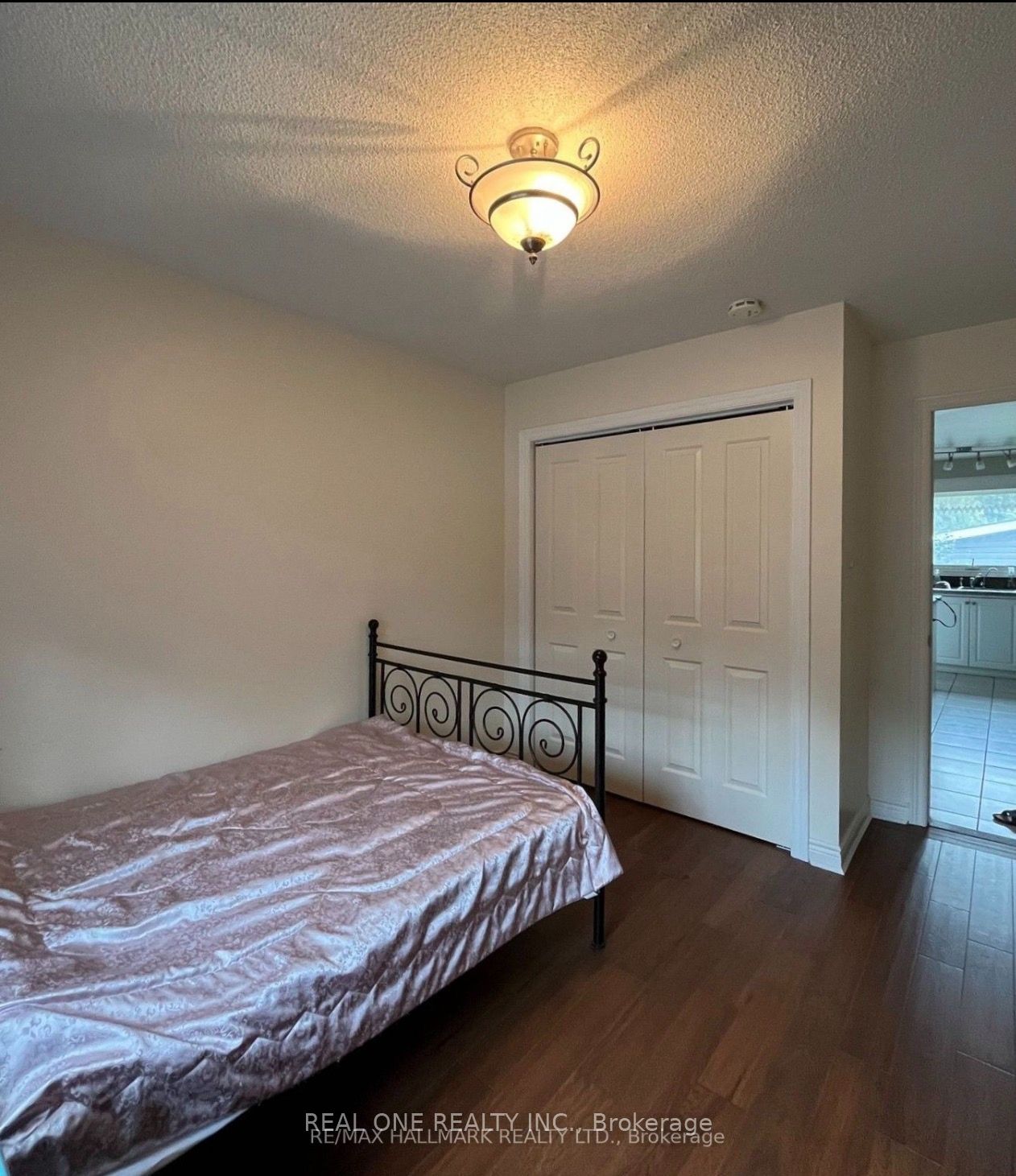 84 Riverglen Drive, Georgina, ON L4P 2R1 photo 3
