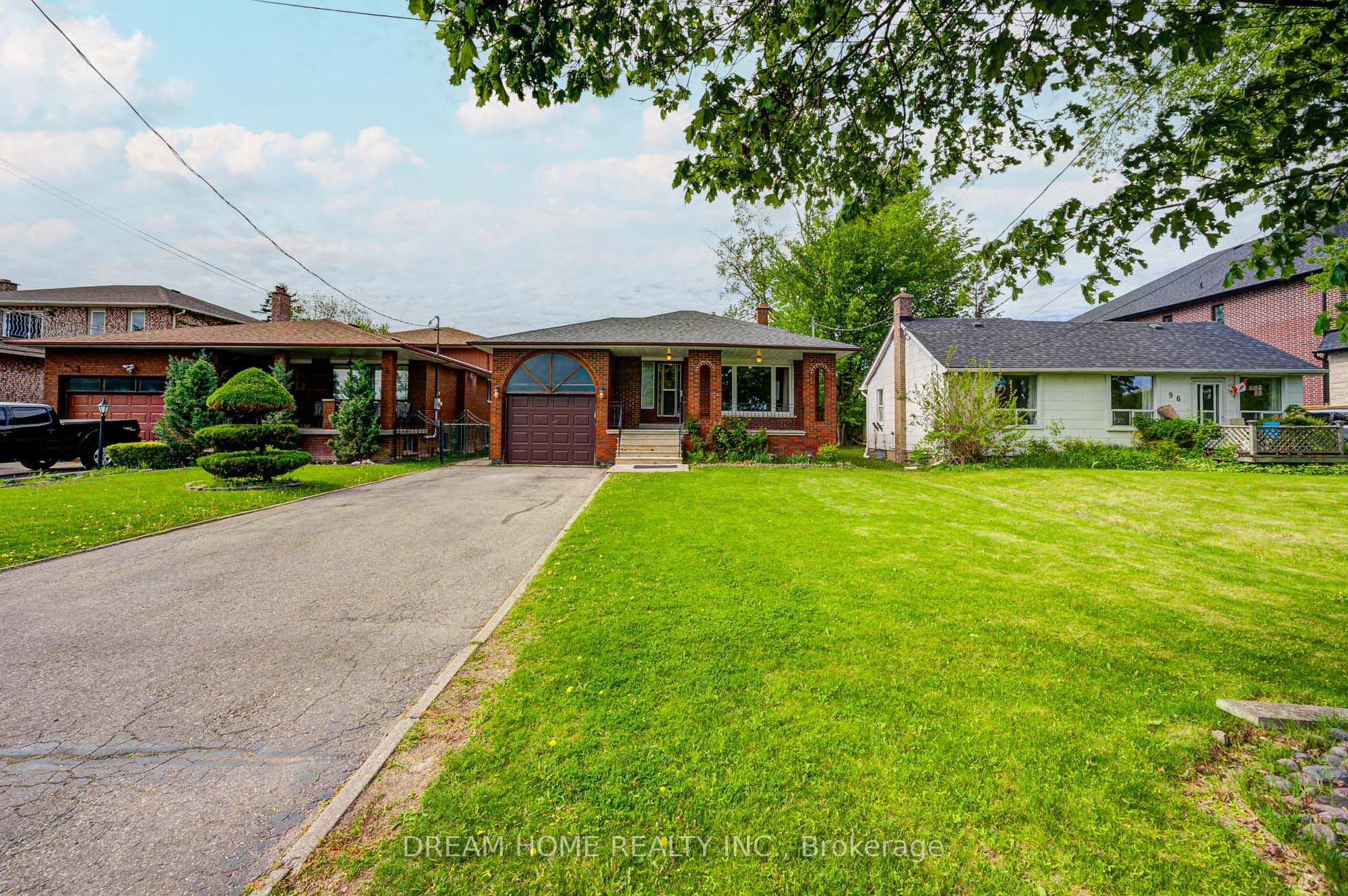 98 Weldrick Road W, Richmond Hill, ON L4C 3T8 photo 2