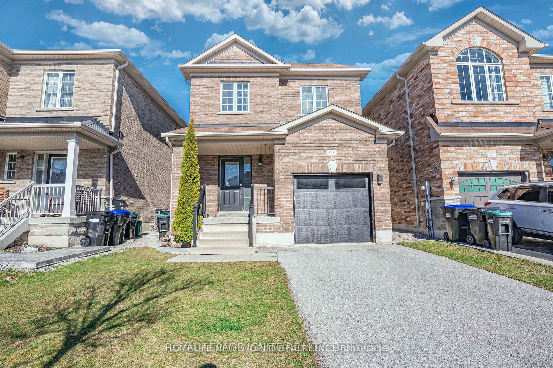 47 Naylor Drive, Bradford West Gwillimbury, ON L3Z 0J8 photo 2
