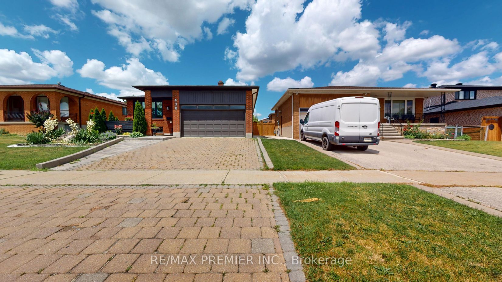 438 Woodbridge Avenue, Vaughan, ON L4L 2T4