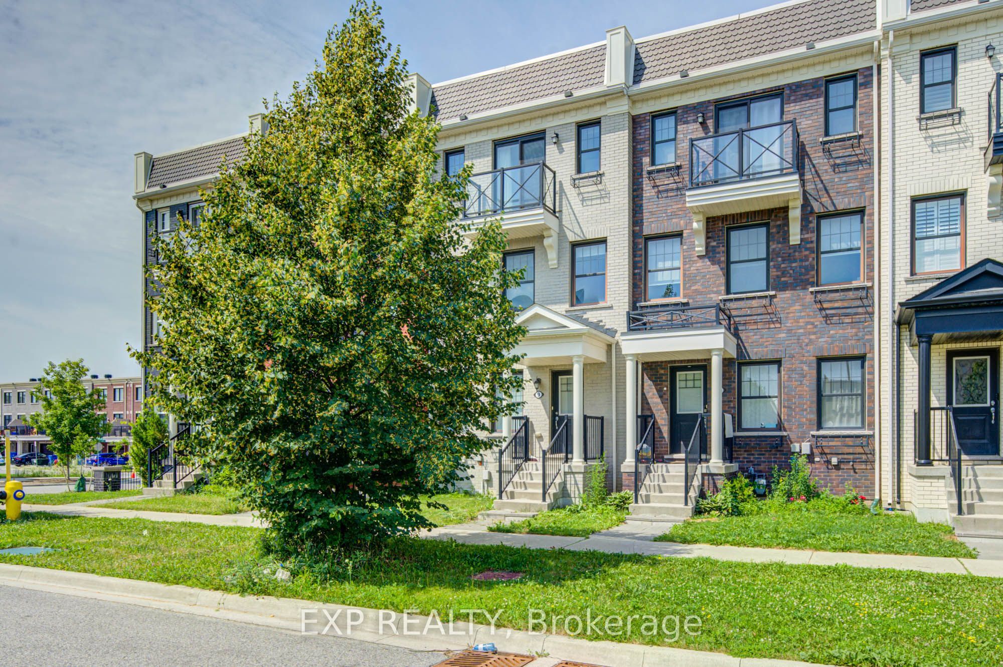 9 Milt Storey Lane, Whitchurch-Stouffville, ON L4A 1Y4