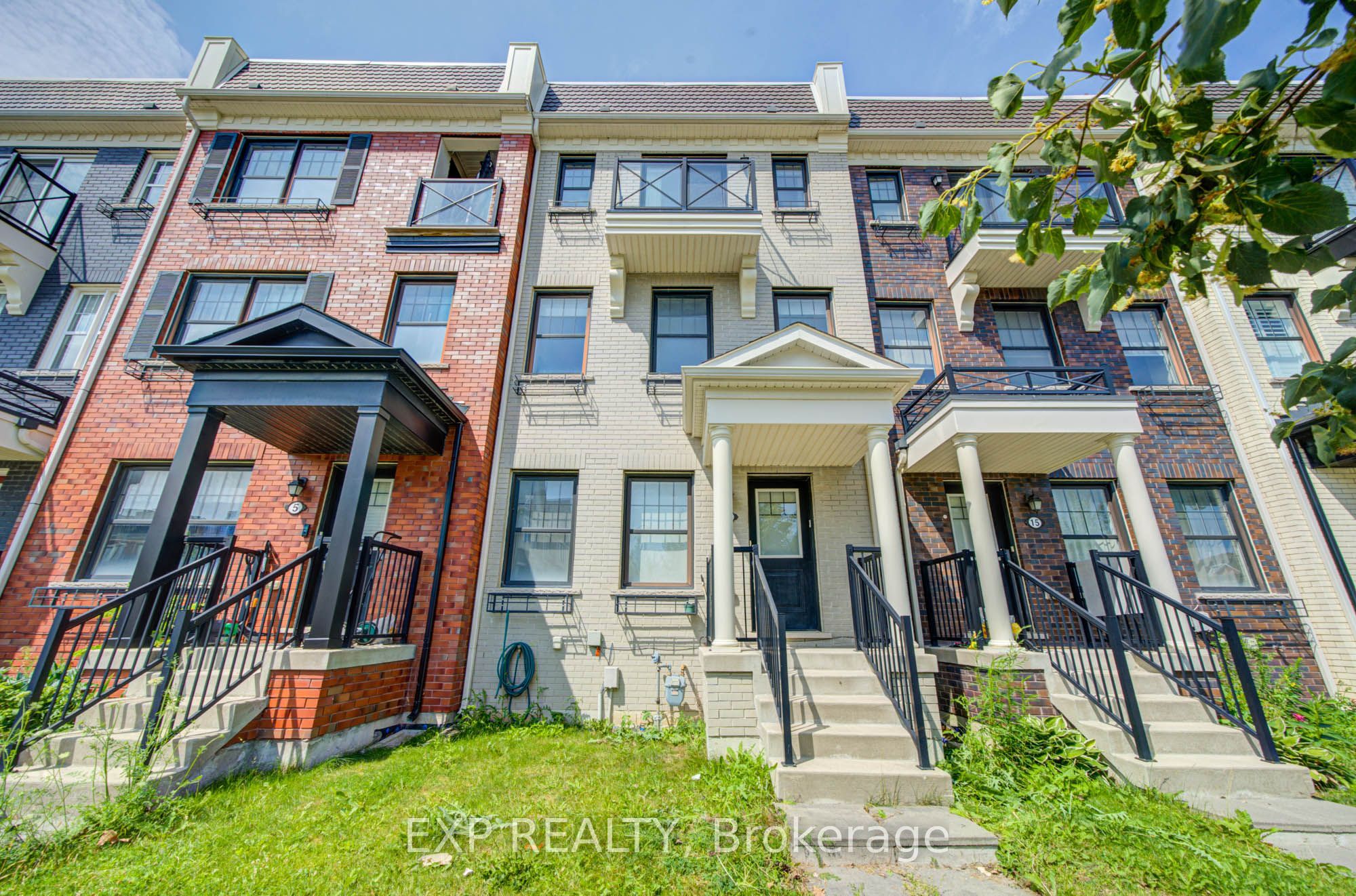 9 Milt Storey Lane, Whitchurch-Stouffville, ON L4A 1Y4 photo 5