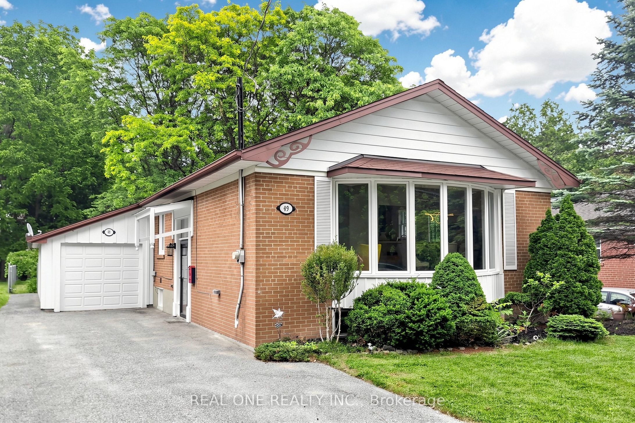 49 BAYVIEW Parkway Basement, Newmarket, ON L3Y 3W2 photo 4