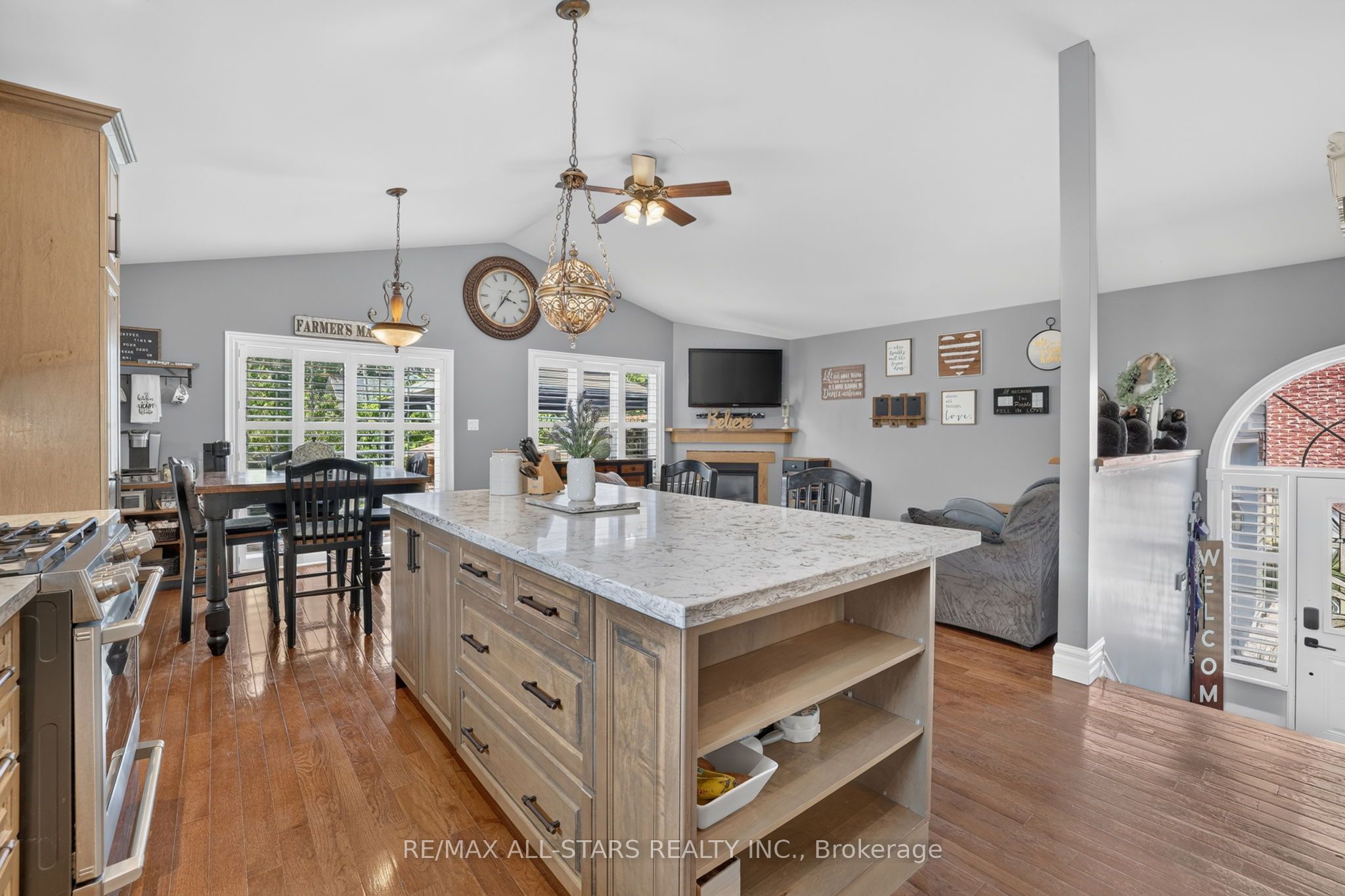 38 Evelyn Avenue, Georgina, ON L4P 3C8 photo 5