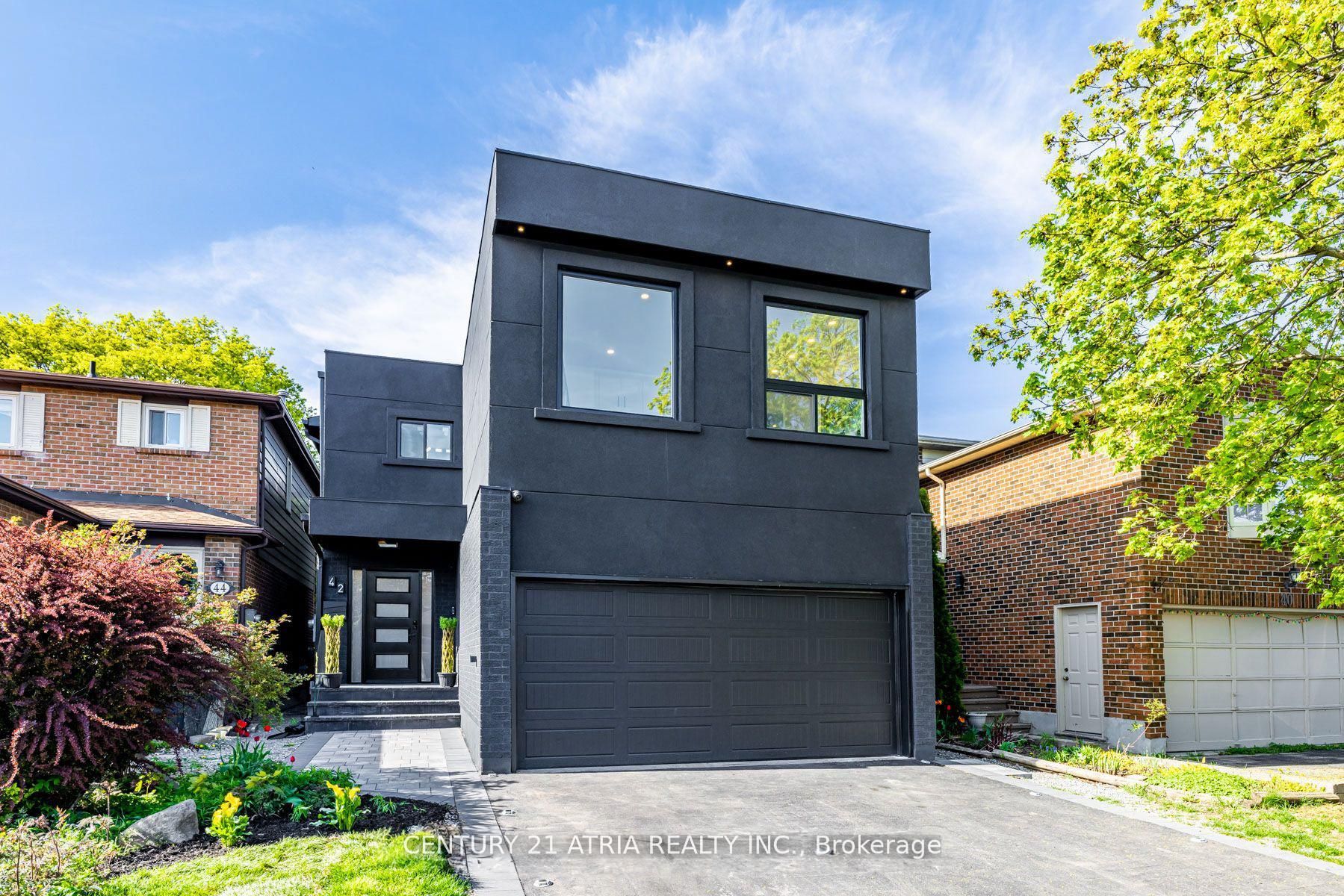 42 Coventry Court, Richmond Hill, ON L4C 8B8
