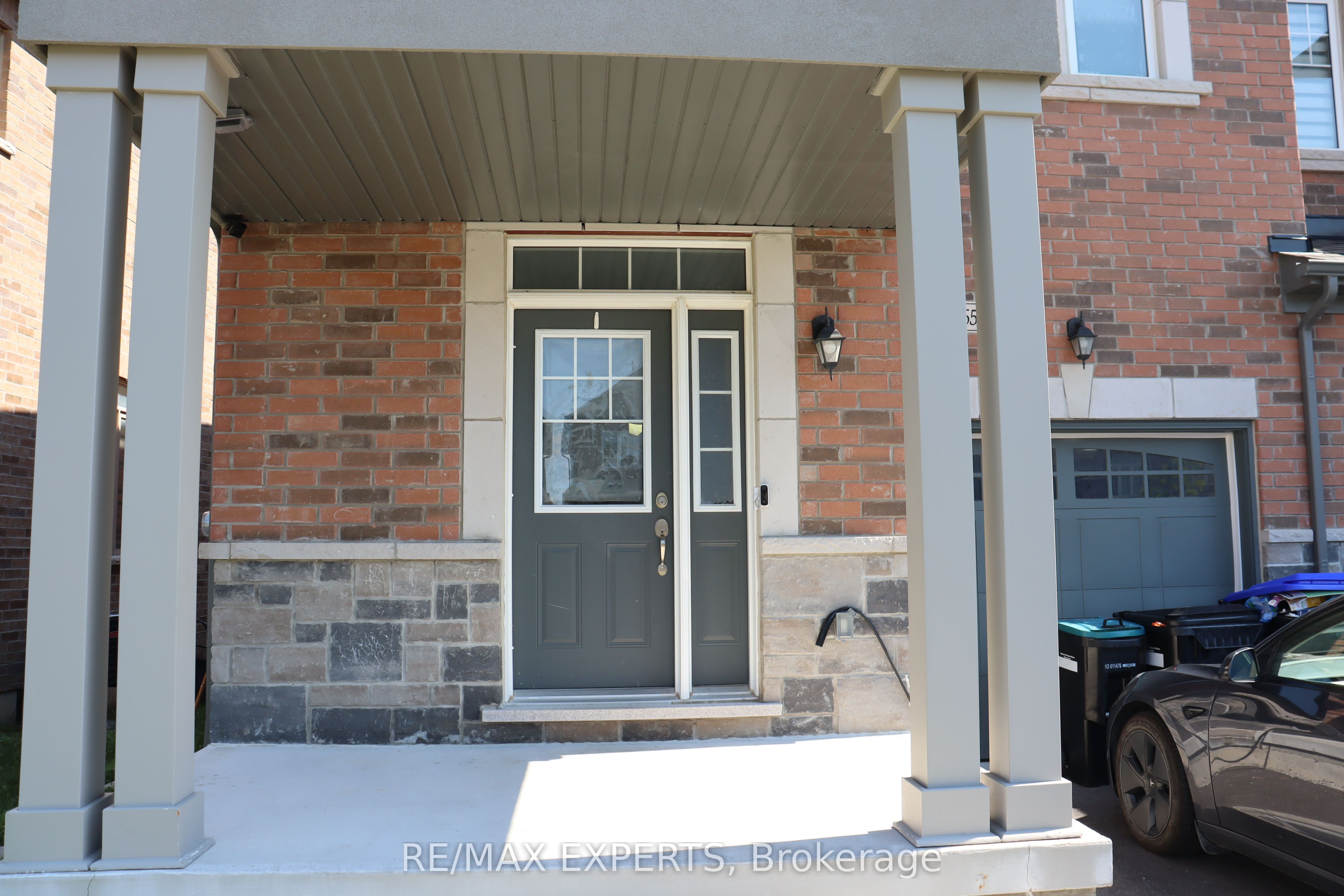 2265 Grainger Loop, Innisfil, ON L9S 0N1 photo 3