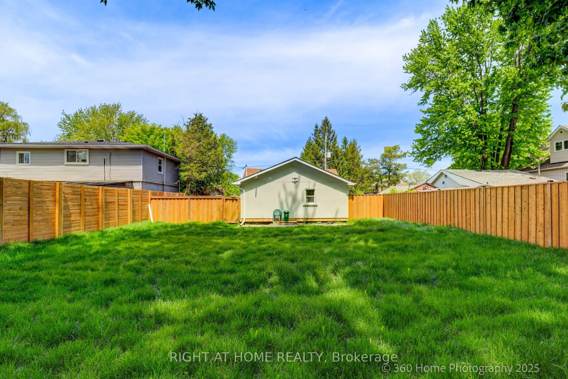 321 Tampa Drive, Georgina, ON L4P 3A3 photo 3