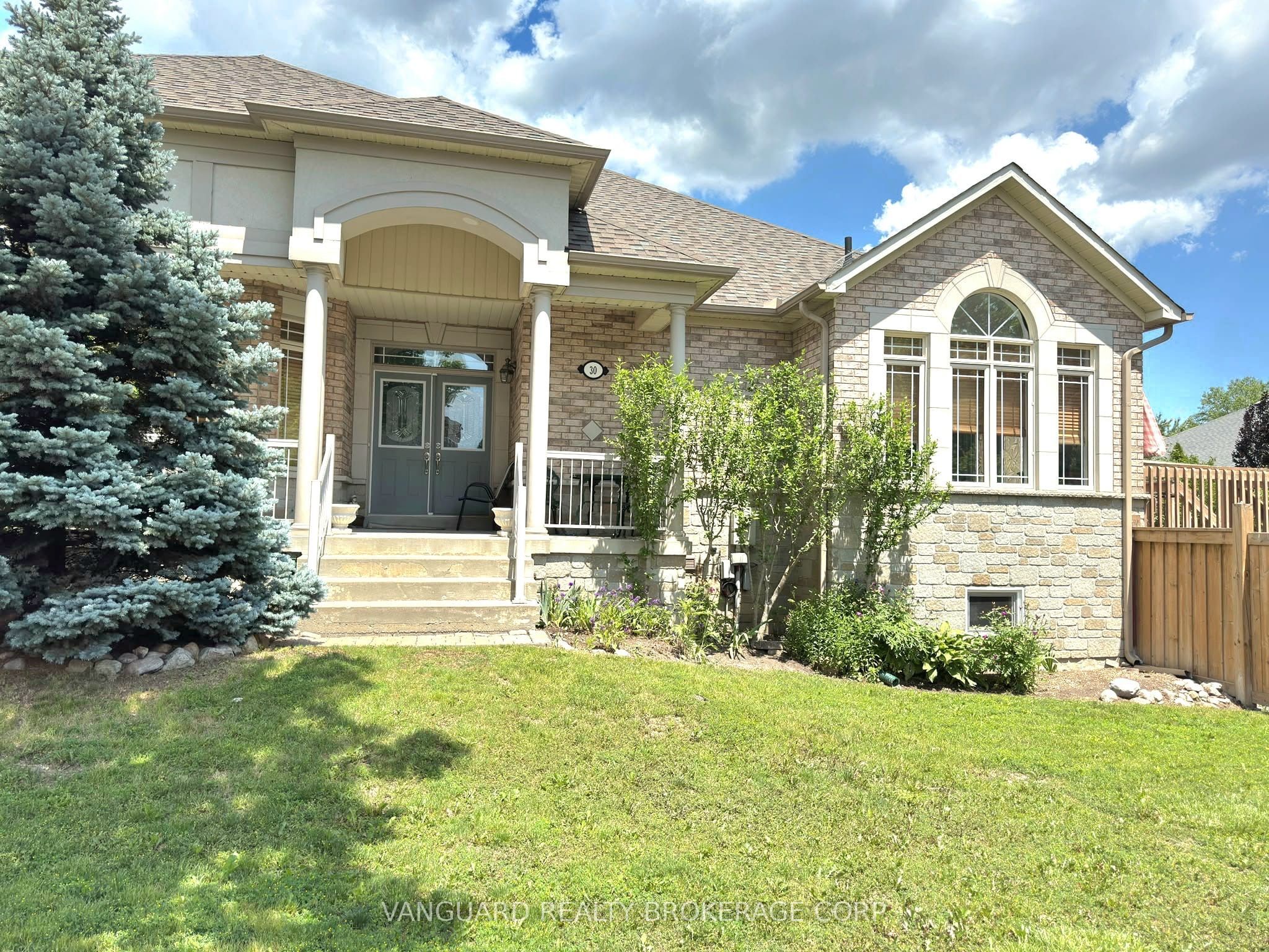 30 Noah Crescent, Vaughan, ON L4H 1Z2 photo 2