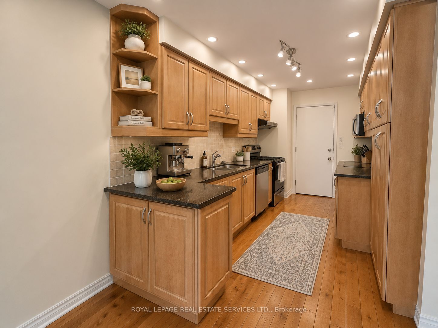 86 Green Bush Crescent, Vaughan, ON L4J 5M4 photo 4