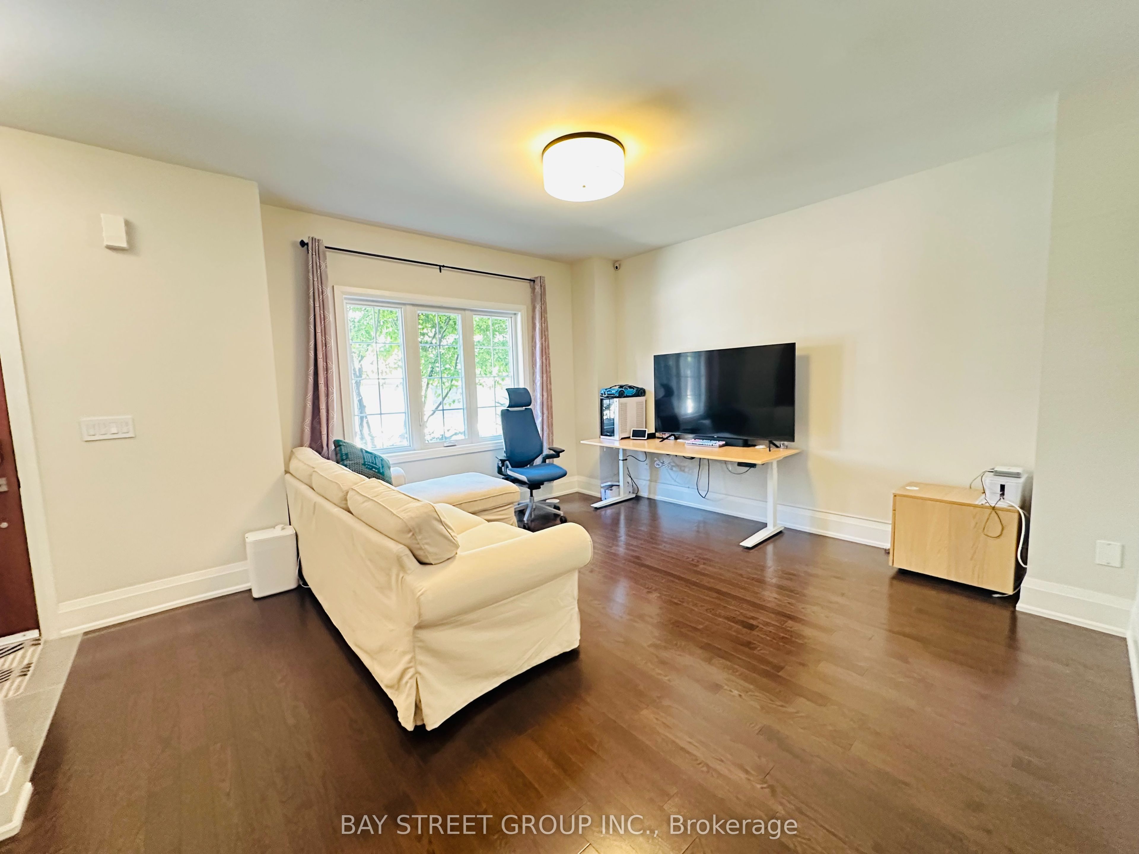 388 Highway 7 Avenue E Th02, Richmond Hill, ON L4B 0G5 photo 5