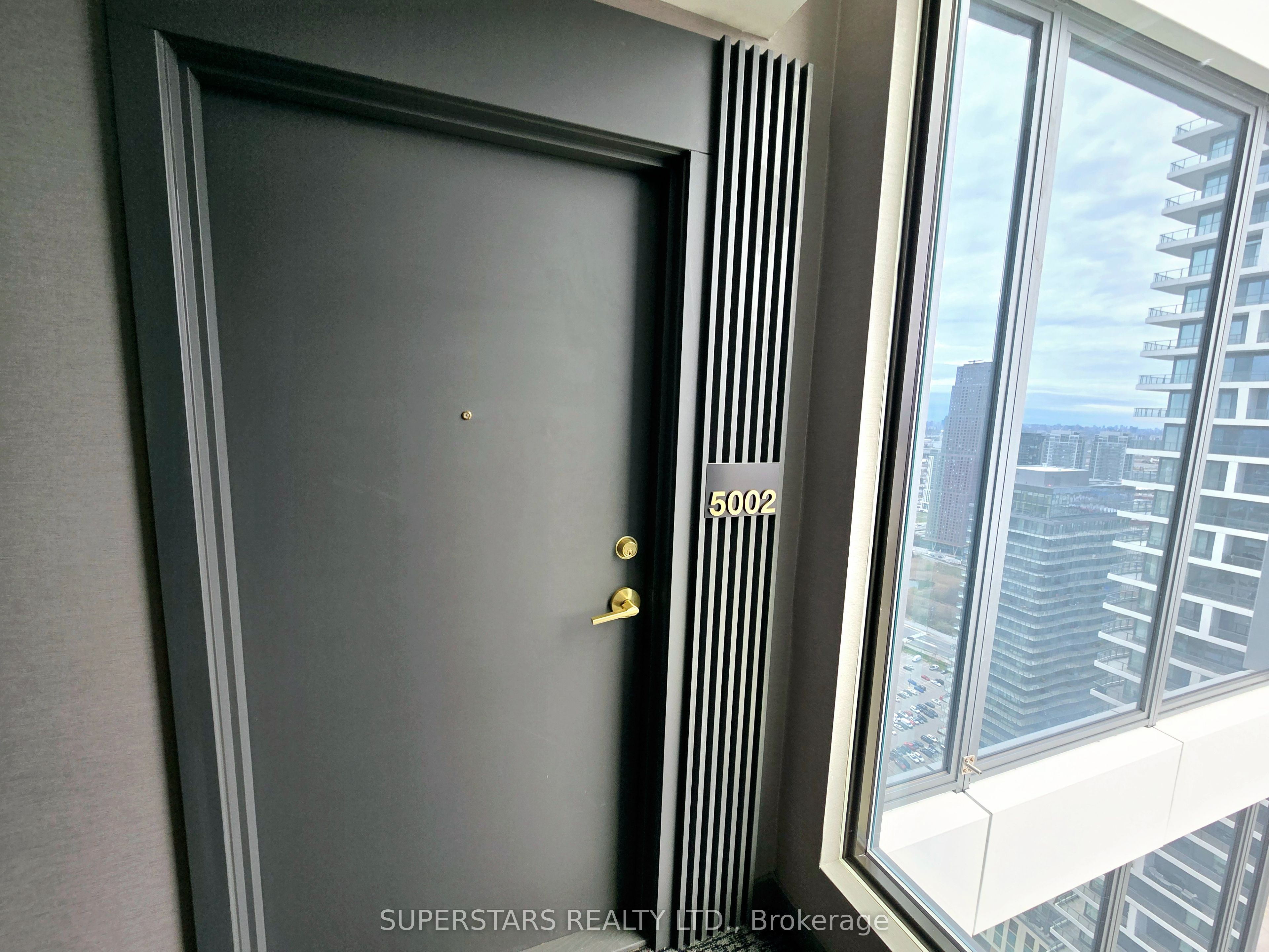 898 Portage Parkway 5002, Vaughan, ON L4K 0J6 photo 3