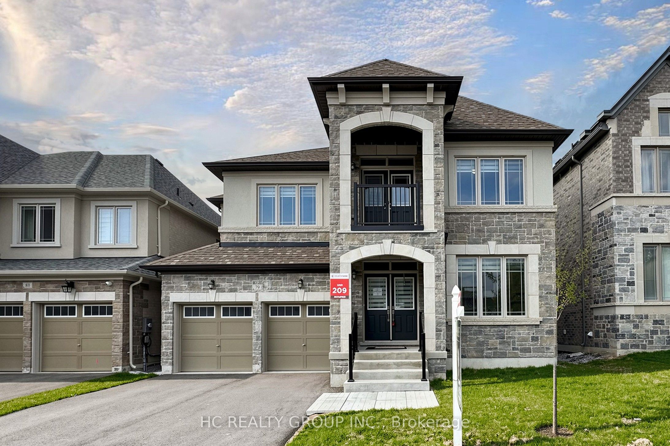 79 Silk Twist Drive, East Gwillimbury, ON L9N 0W4 photo 3