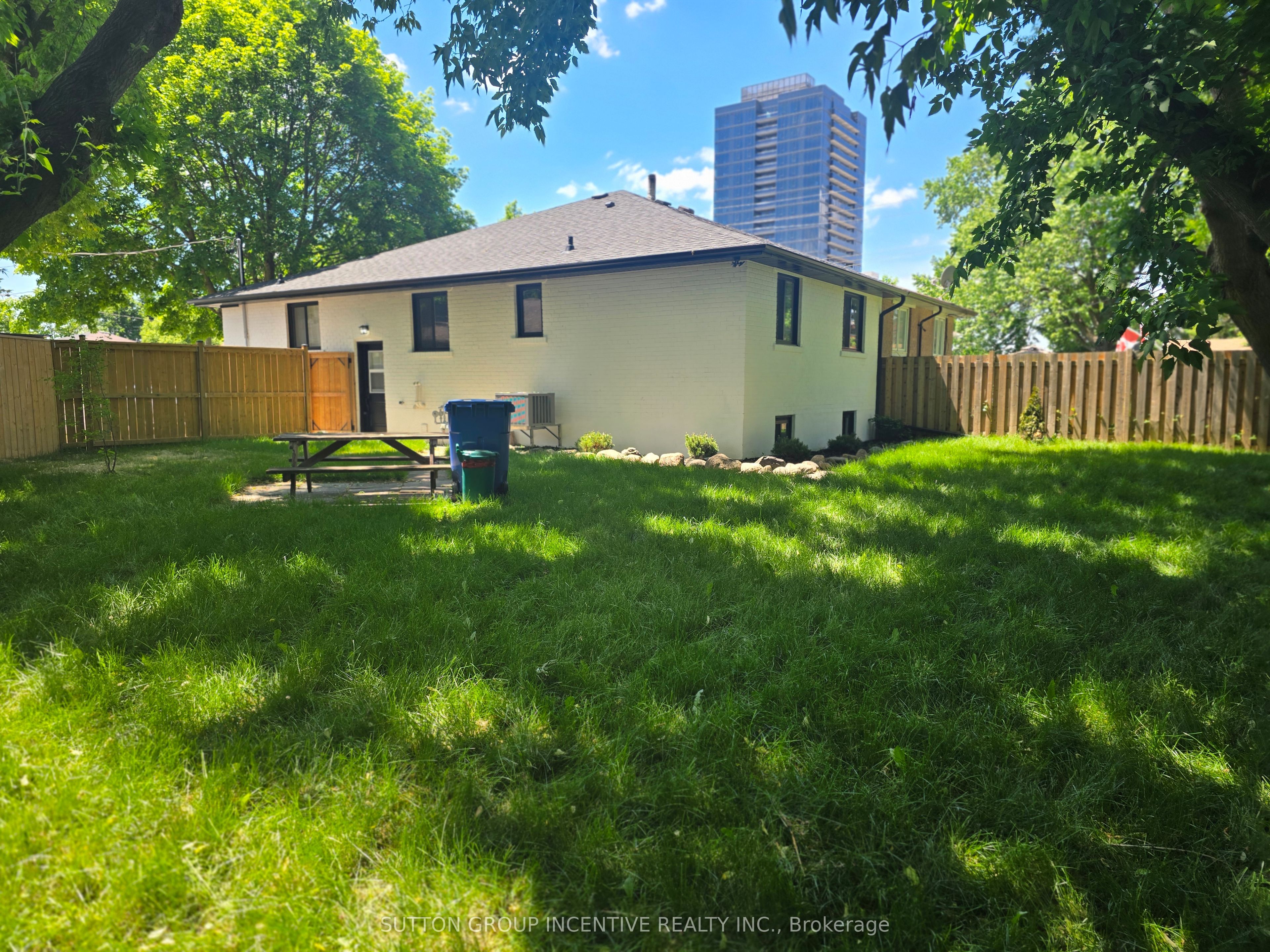69 Marlin Court LOWER, Newmarket, ON L3Y 2W7 photo 5