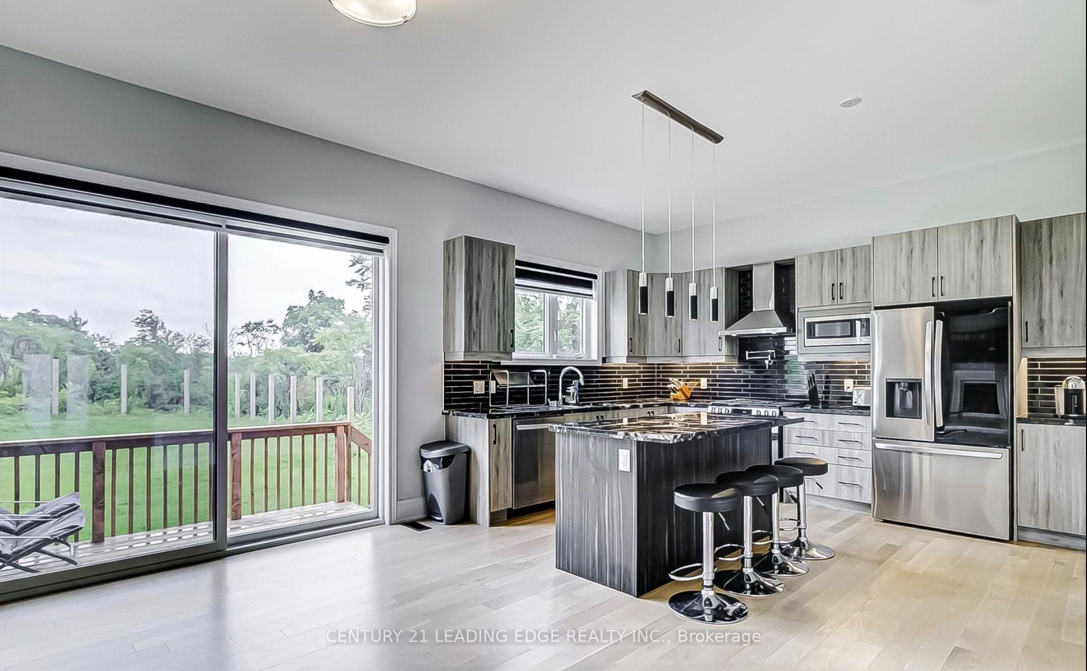37 Woodhaven Avenue, Aurora, ON L4G 3Y1 photo 5