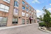 249 Major Mackenize Drive 106, Richmond Hill, ON L4C 9M8 photo 5