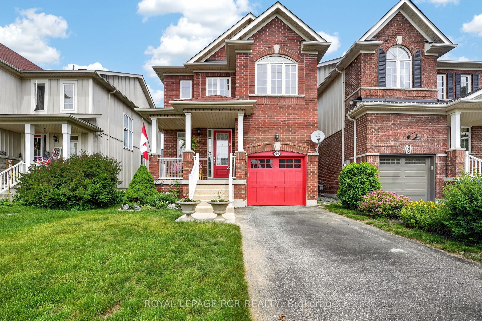 64 Legion Way, Essa, ON L0M 1B5 photo 2