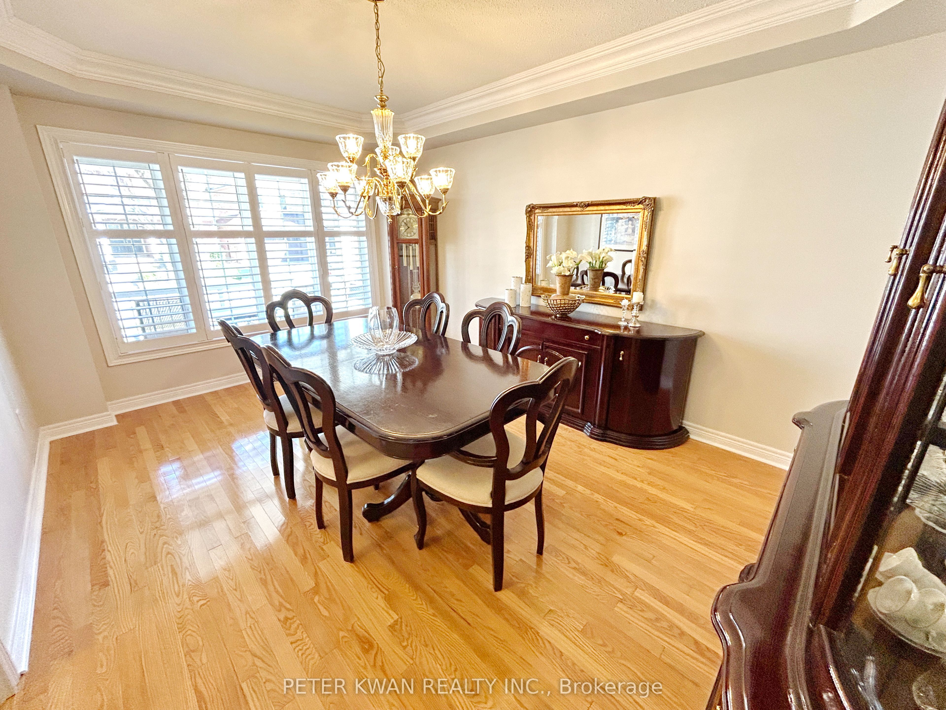 664 Society Crescent, Newmarket, ON L3X 2S9 photo 5
