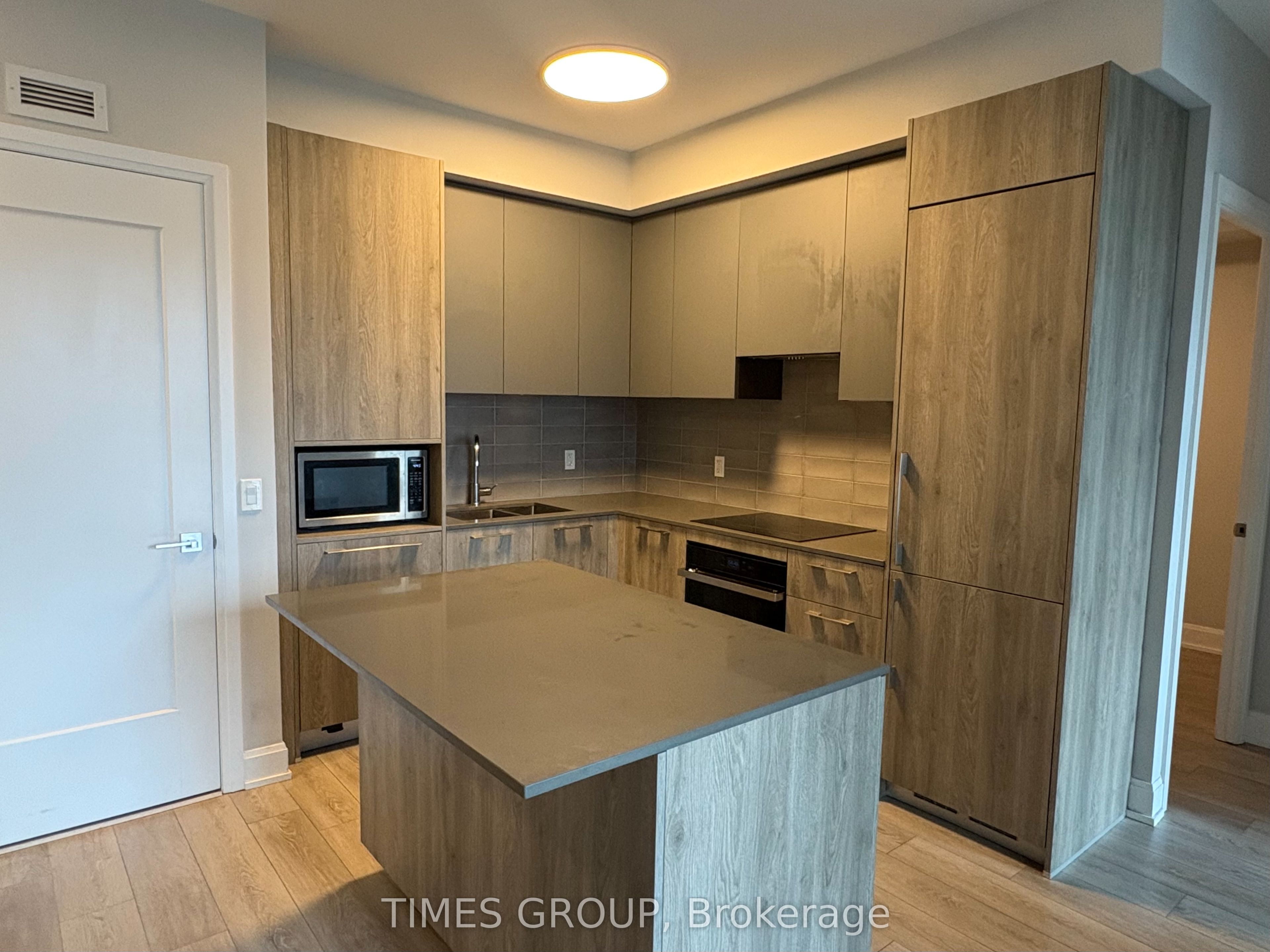 38 Water Walk Drive 329, Markham, ON L3R 6M8