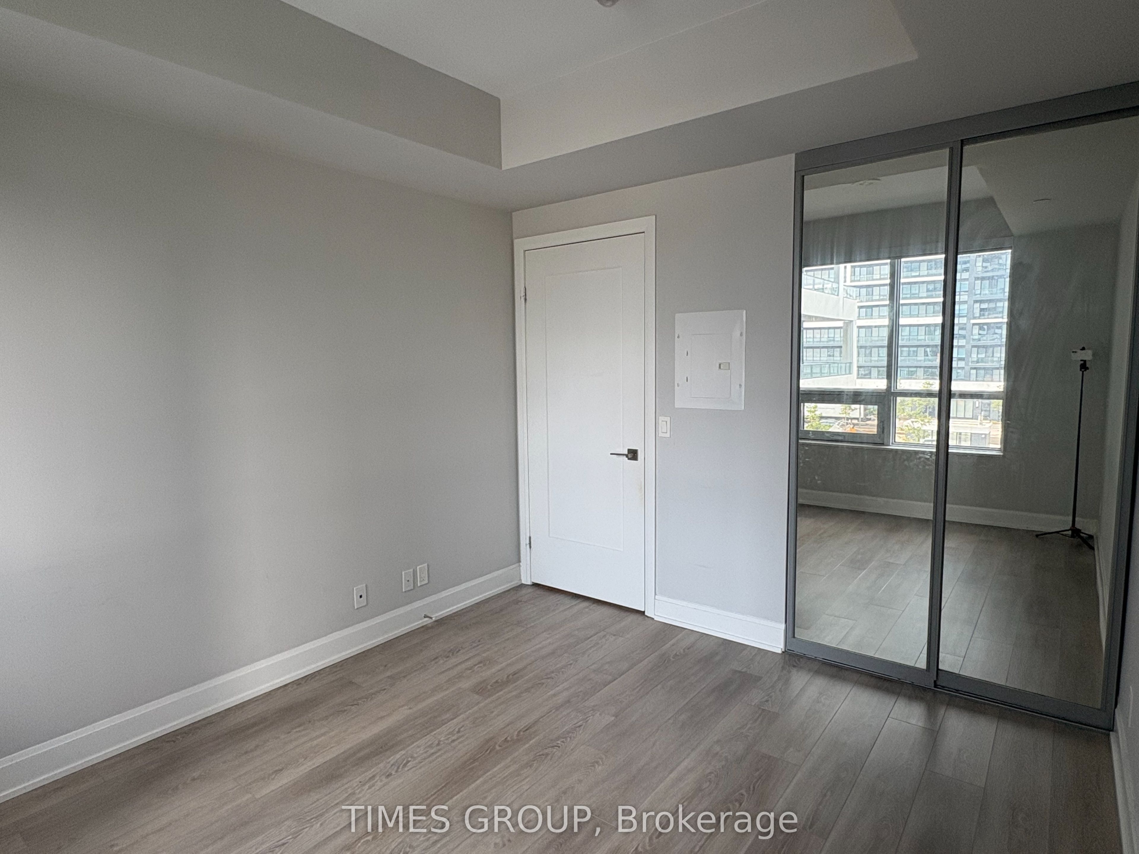 38 Water Walk Drive 329, Markham, ON L3R 6M8 photo 4
