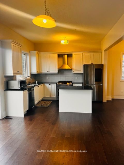 184 Sunset Vista Court, Aurora, ON L4G 3Y1 photo 3