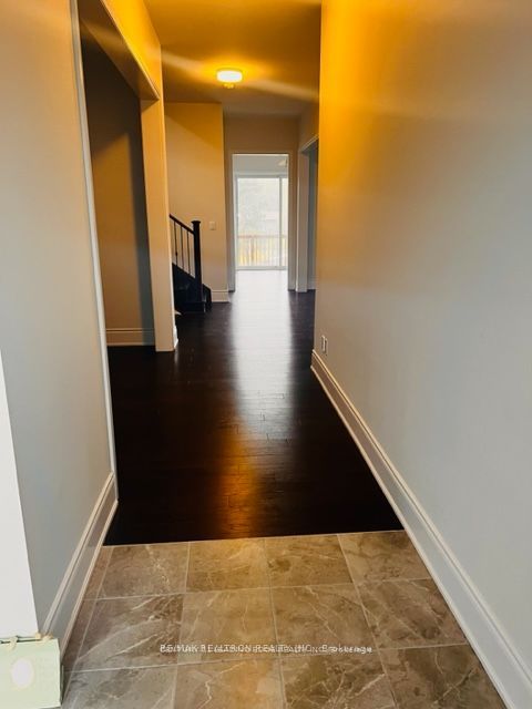 184 Sunset Vista Court, Aurora, ON L4G 3Y1 photo 4