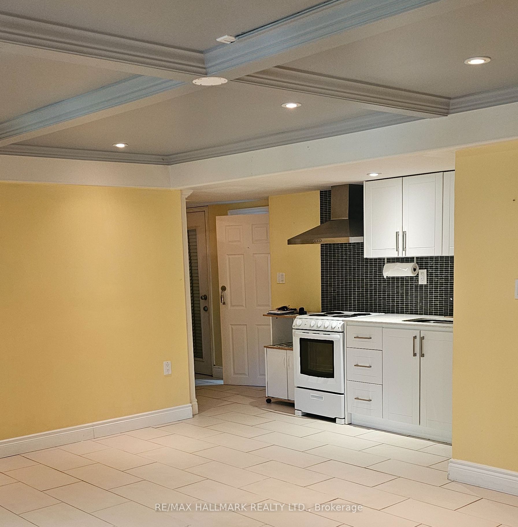 21 Oakside Drive Lower Level, Uxbridge, ON L9P 2A4 photo 4