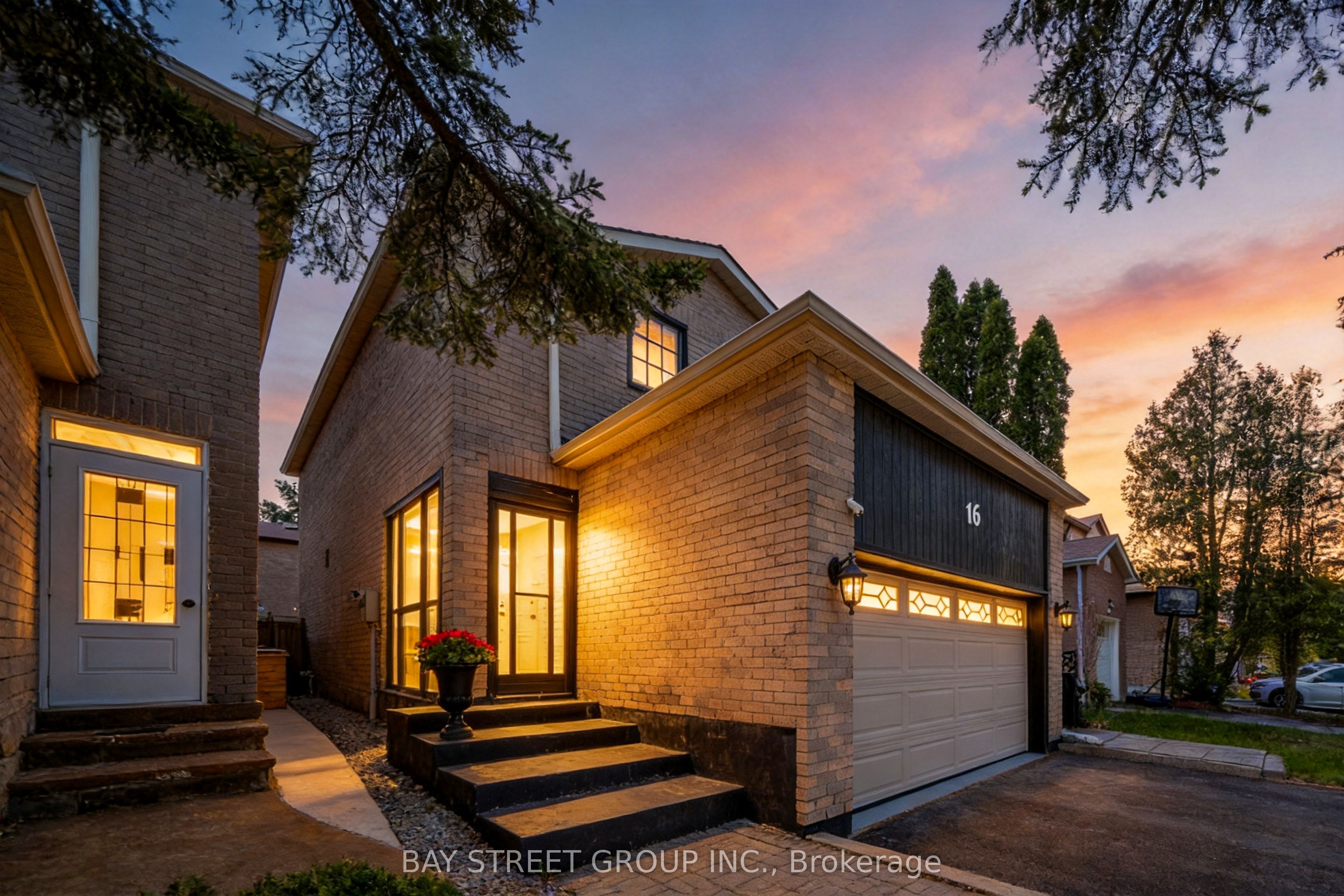 16 Chase Court, Markham, ON L3S 1V4 photo 2