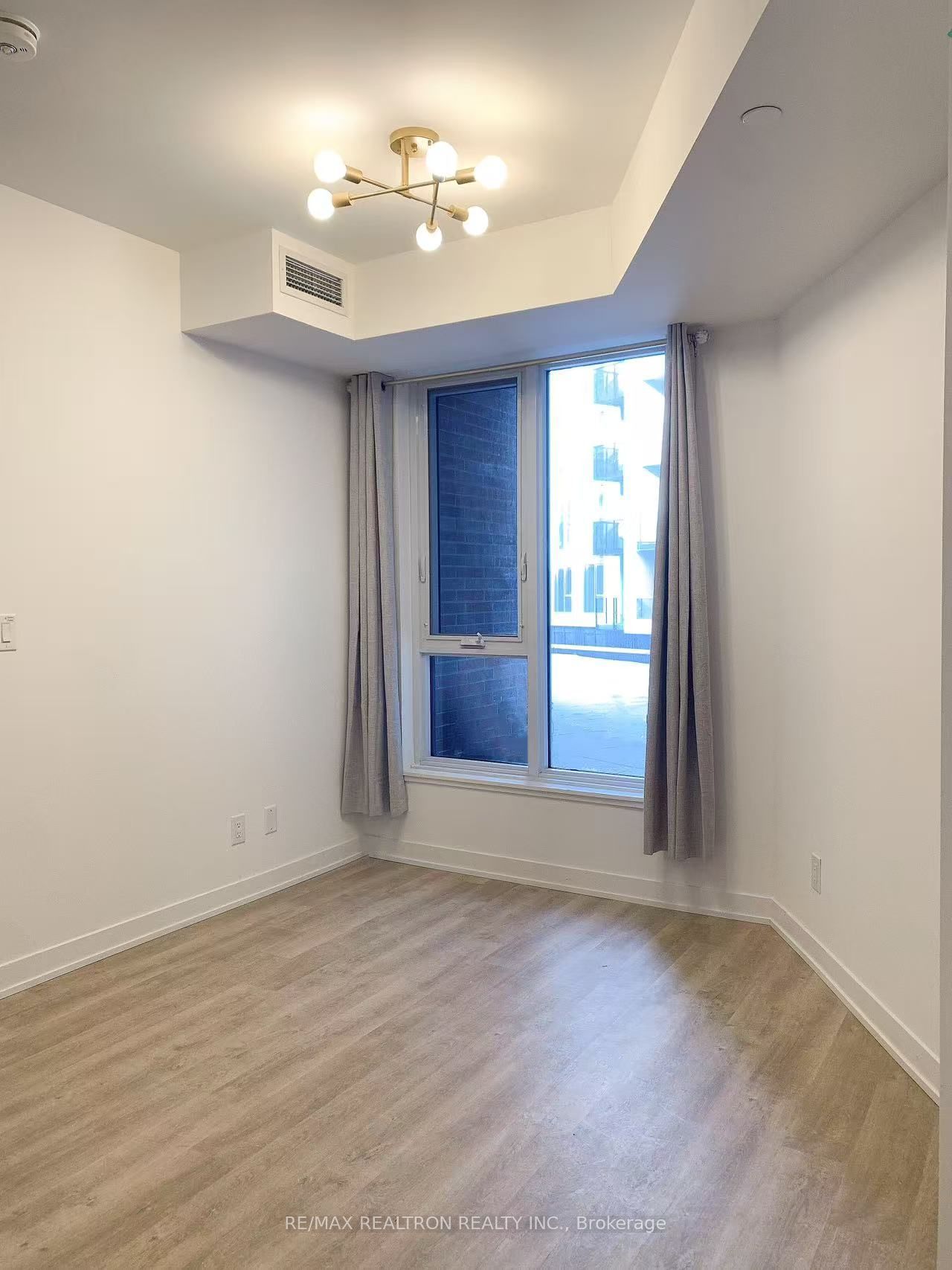 8119 Birchmount Road 731, Markham, ON L6G 0H5 photo 5