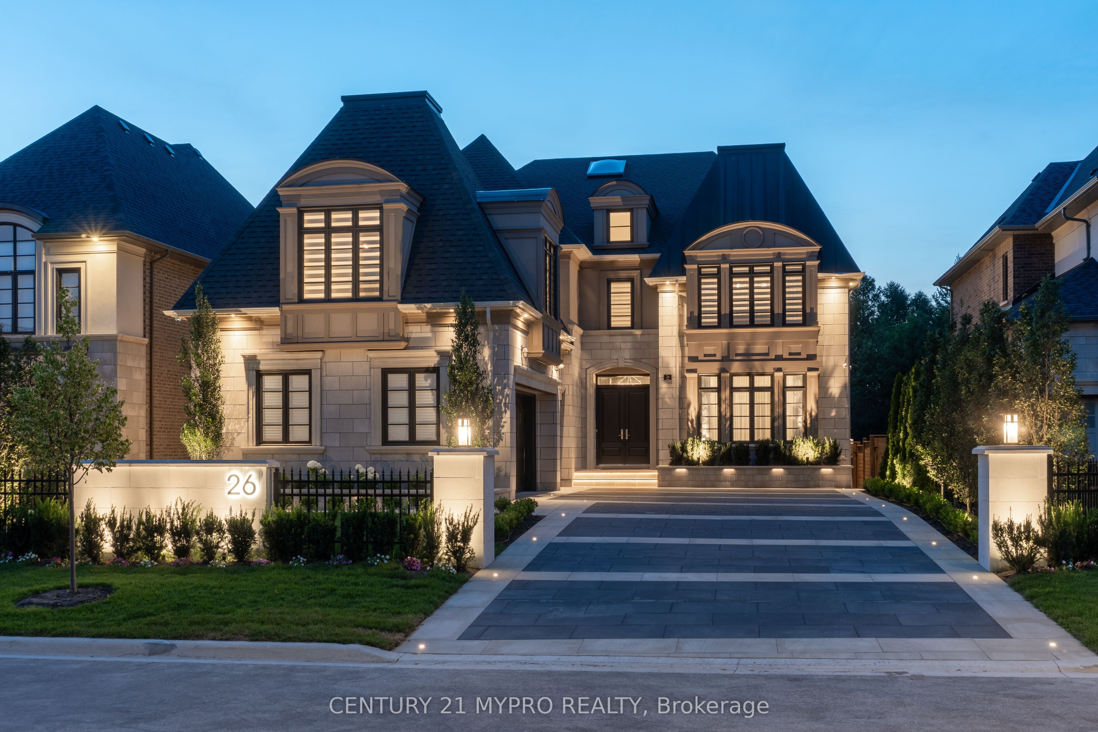 26 Calla Trail, Aurora, ON L4G 3Z5