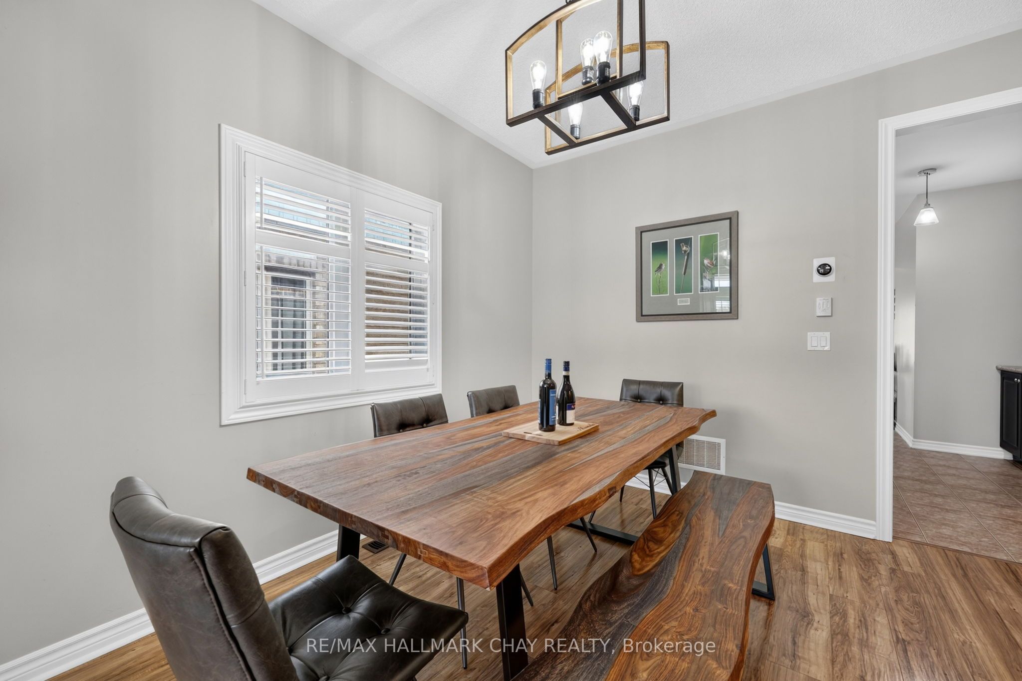 72 Decarolis Crescent, Essa, ON L3W 0B2 photo 4