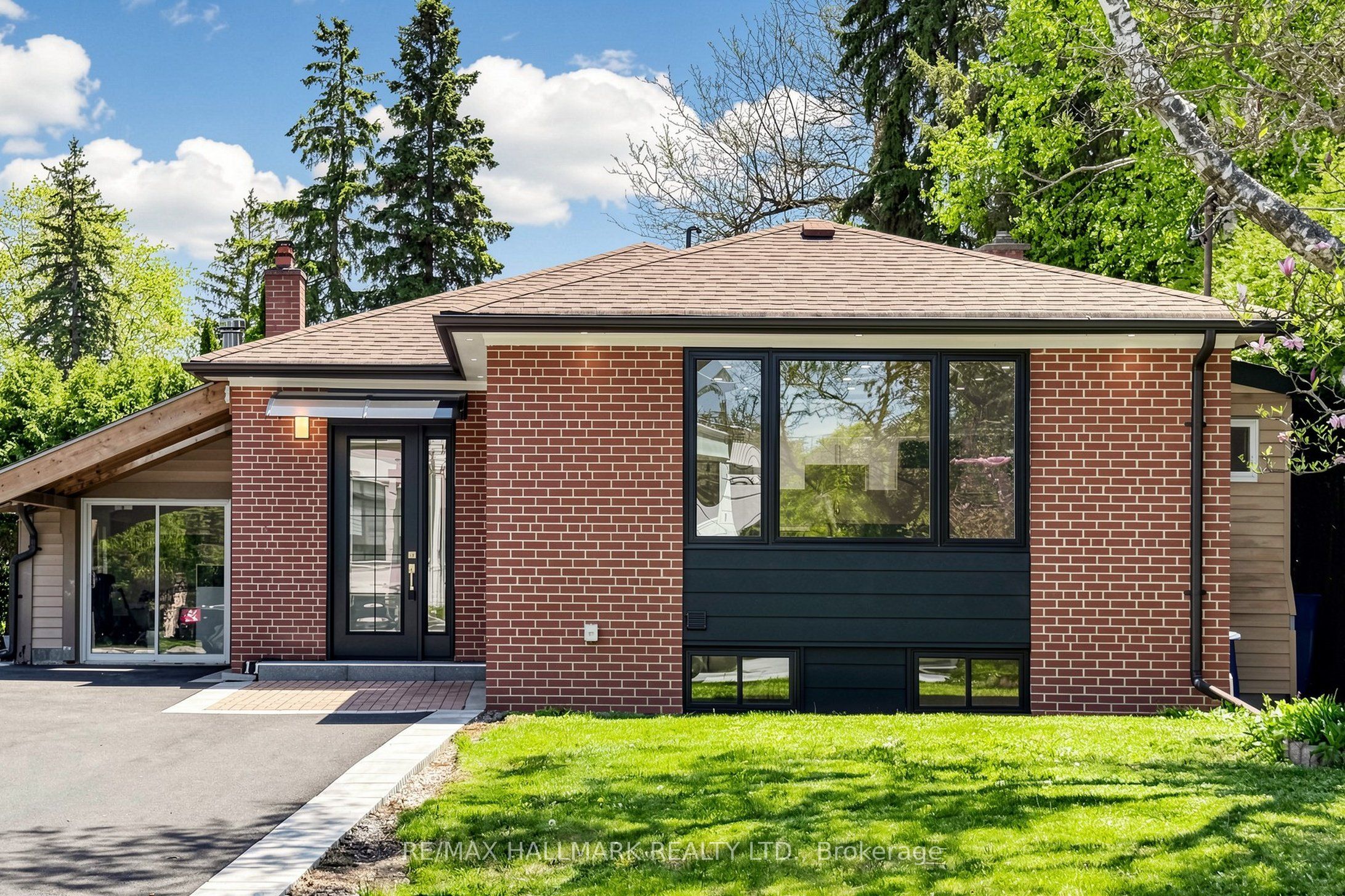 11 Johnson Road, Aurora, ON L4G 2A3 photo 3