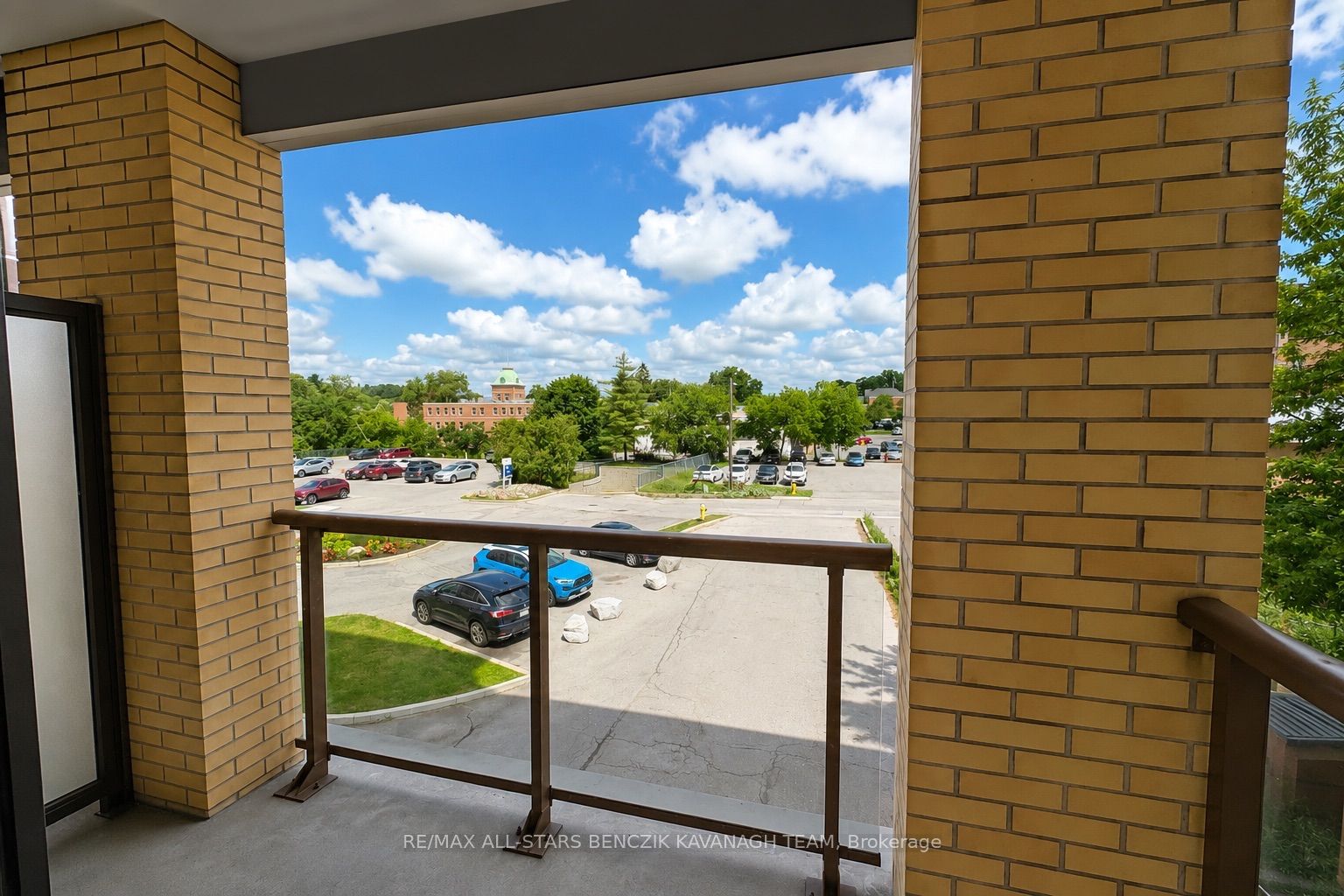 68 Main Street N 233, Markham, ON L3P 0N5 photo 5