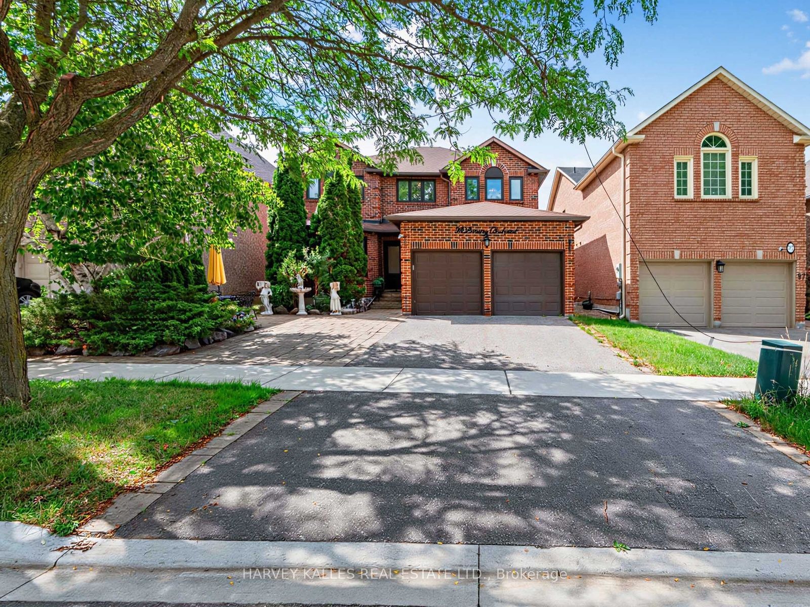 93 Downing Boulevard, Vaughan, ON L4J 7N5 photo 2