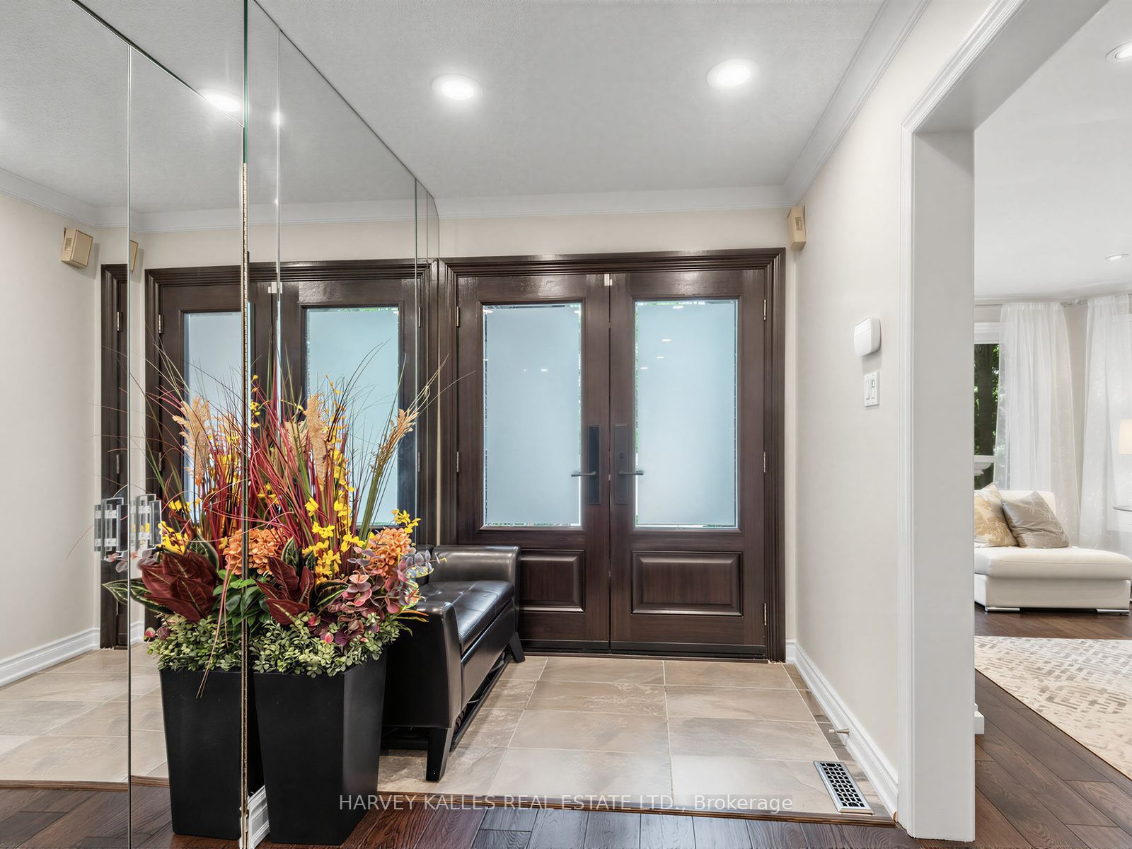 93 Downing Boulevard, Vaughan, ON L4J 7N5 photo 5
